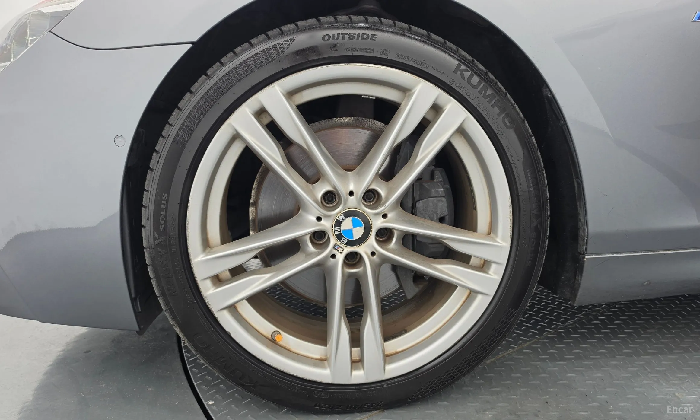 BMW 6 Series (F12) превью 5
