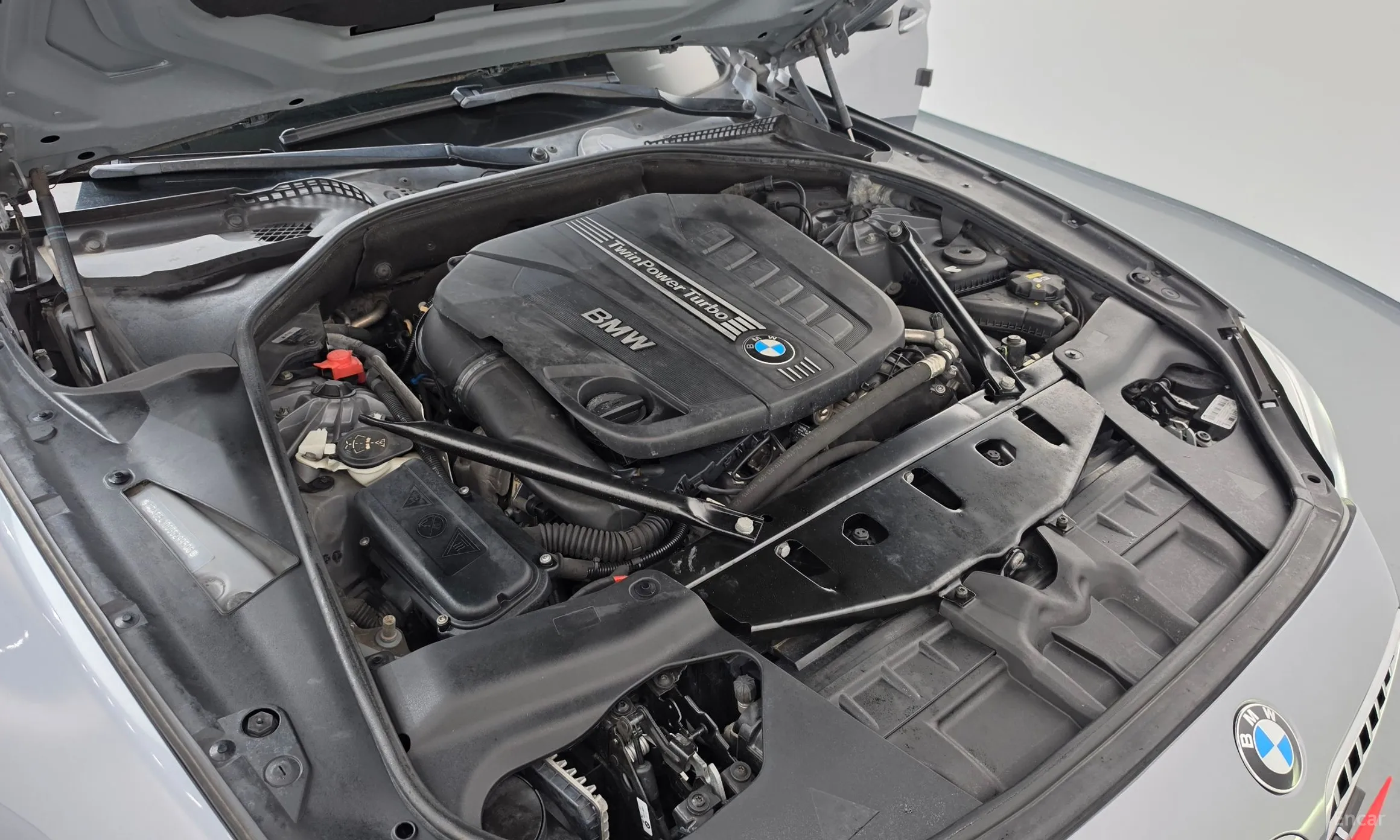 BMW 6 Series (F12) превью 6