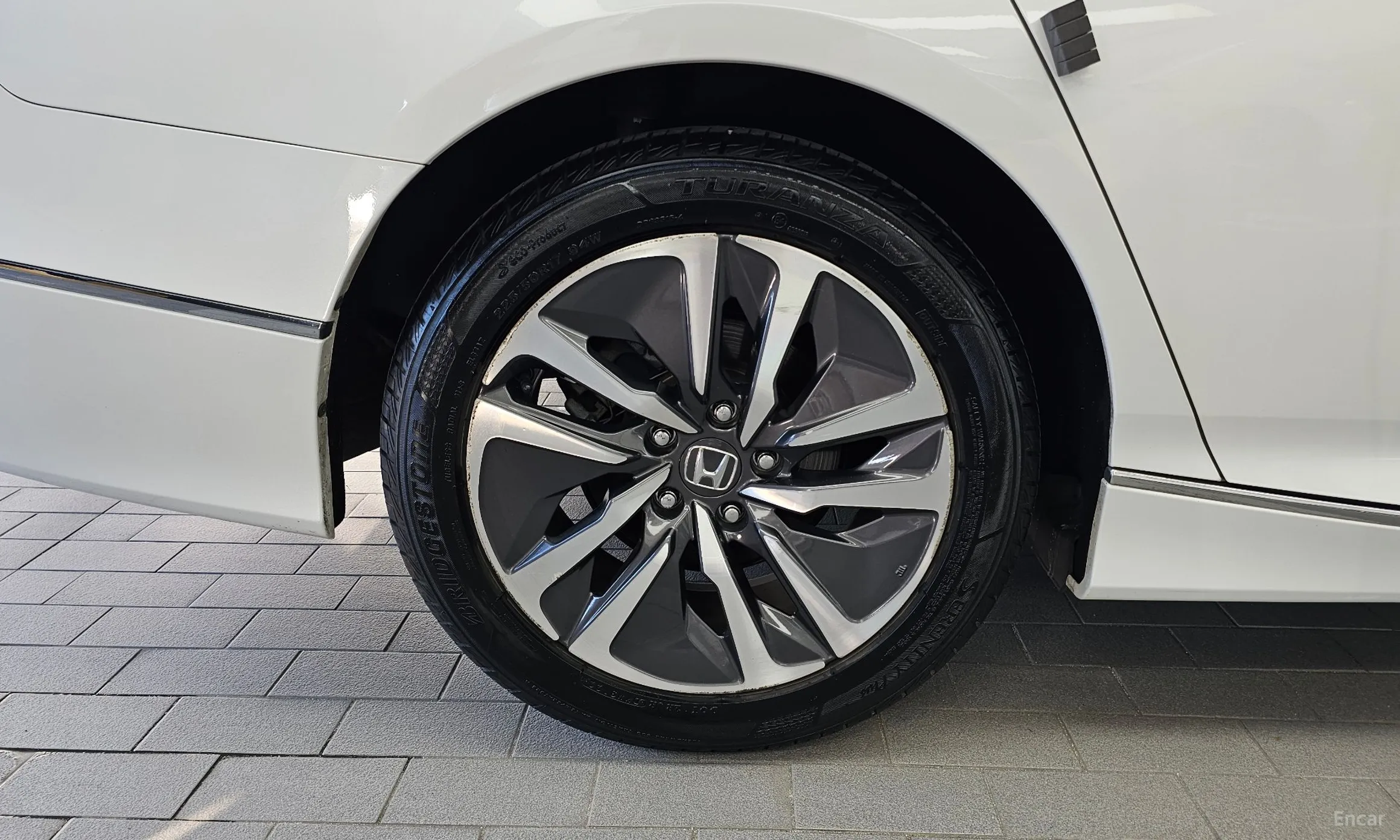 Honda Accord 10th Generation превью 5