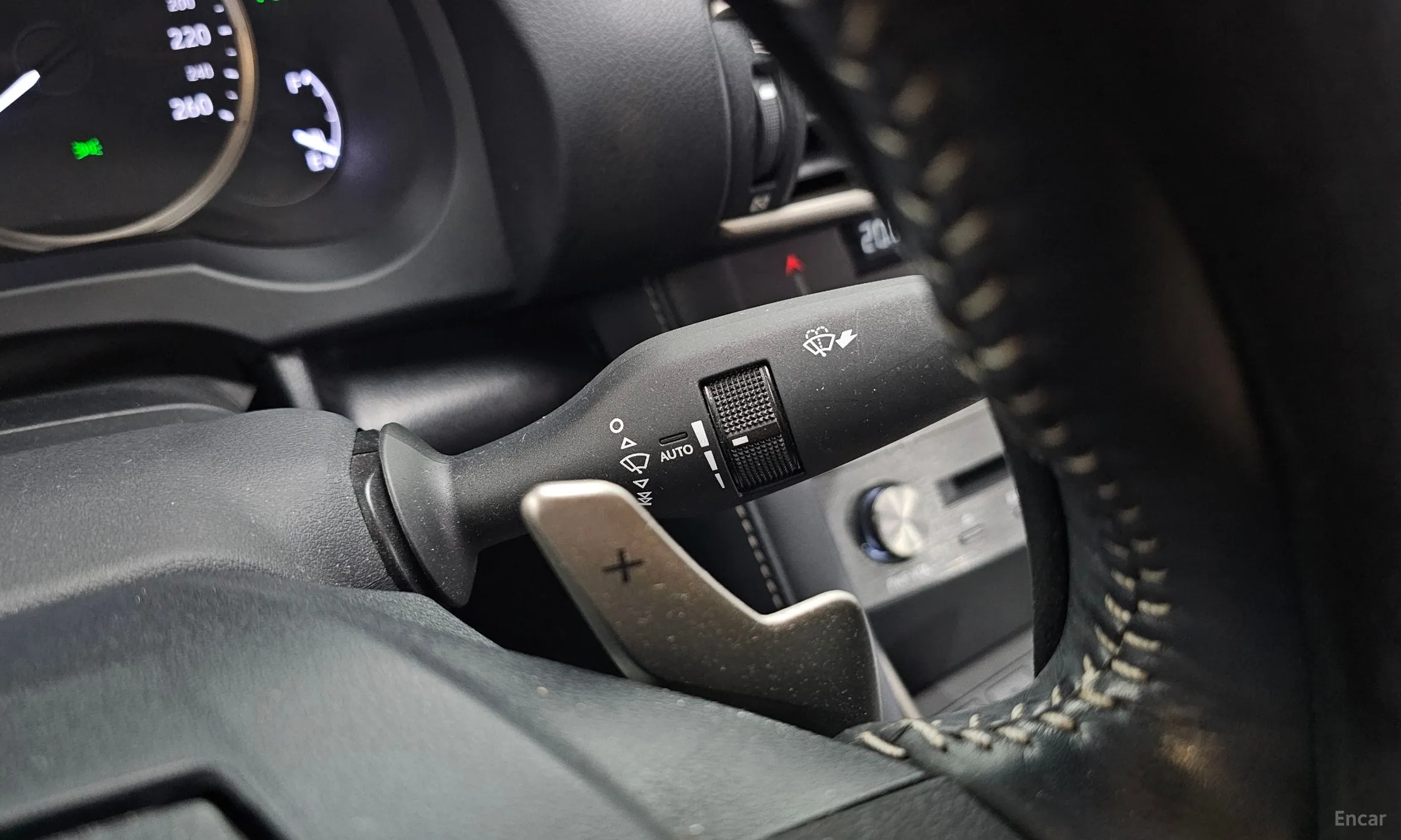 Lexus New IS300 превью 19