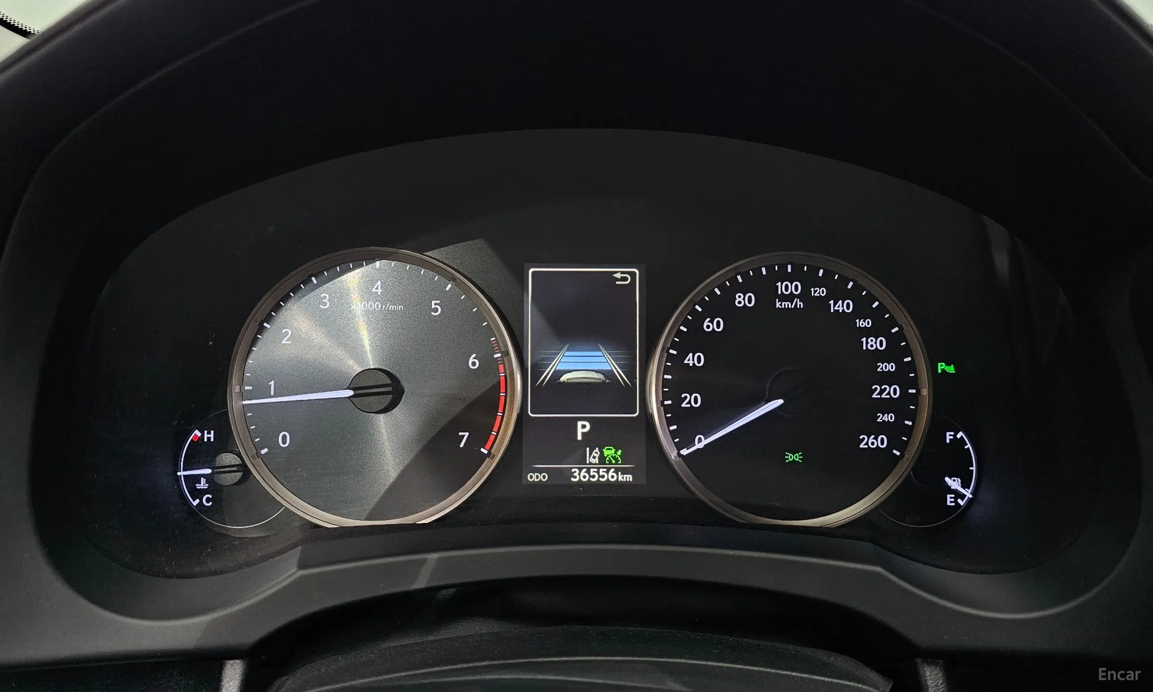 Lexus New IS300 превью 8