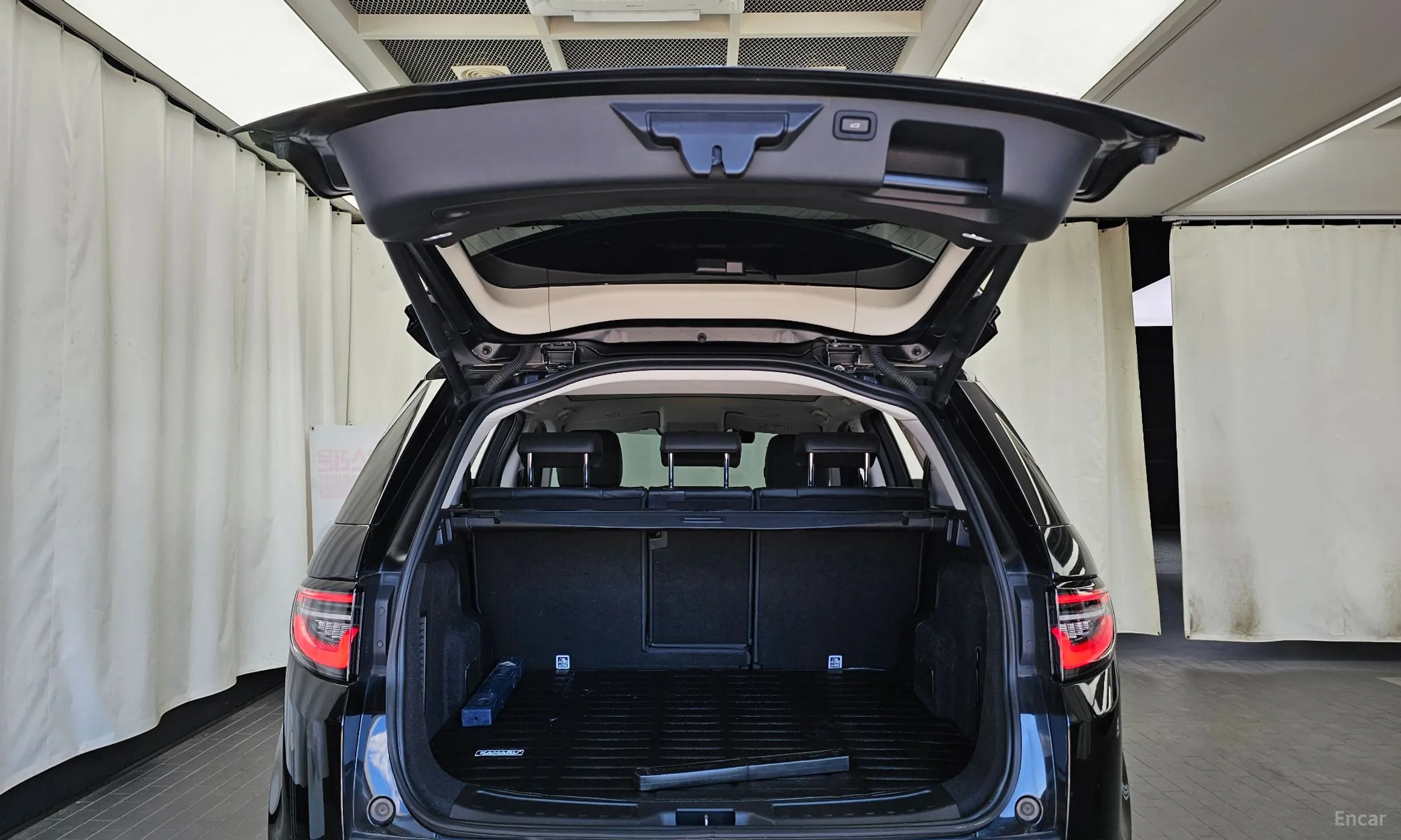 Land Rover Discovery Sports превью 17