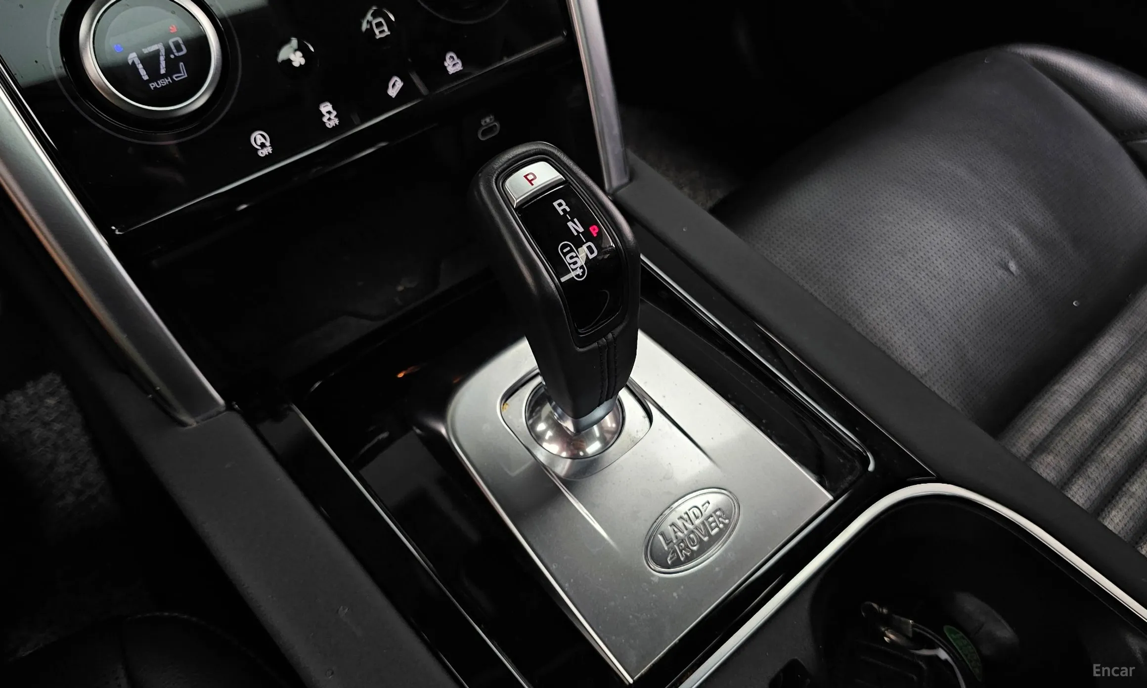 Land Rover Discovery Sports превью 9
