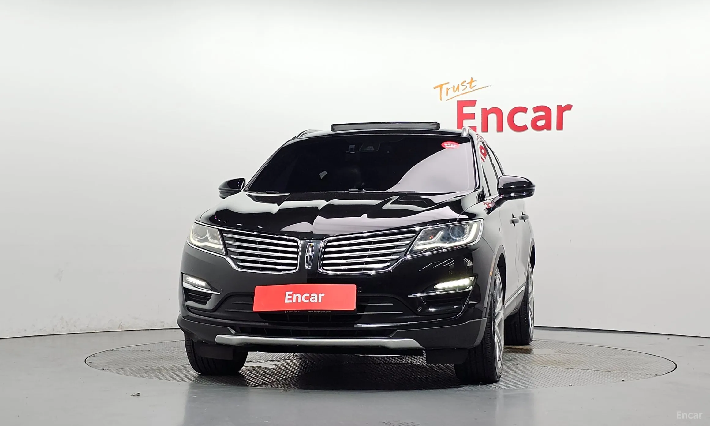 Lincoln MKC превью 3