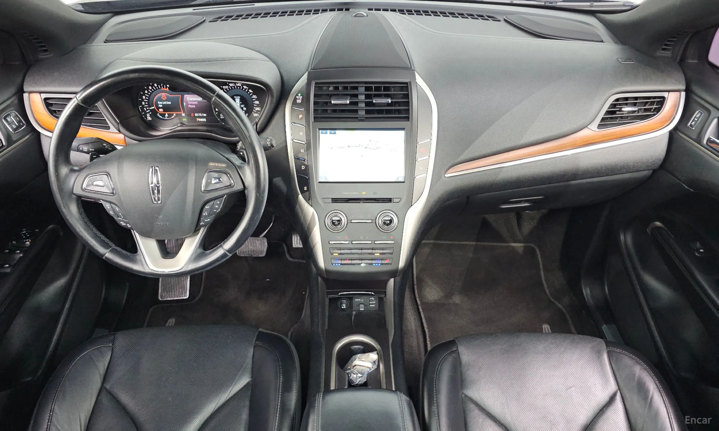Lincoln MKC превью 7