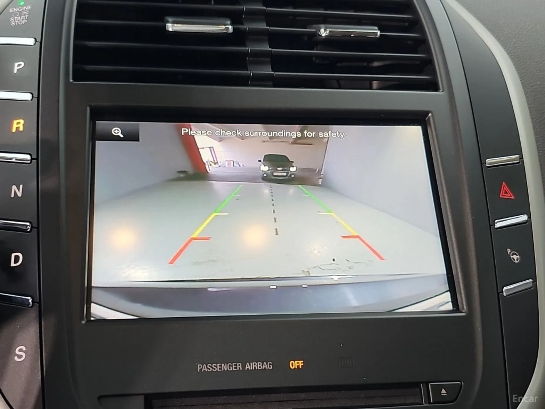 Lincoln MKC превью 14