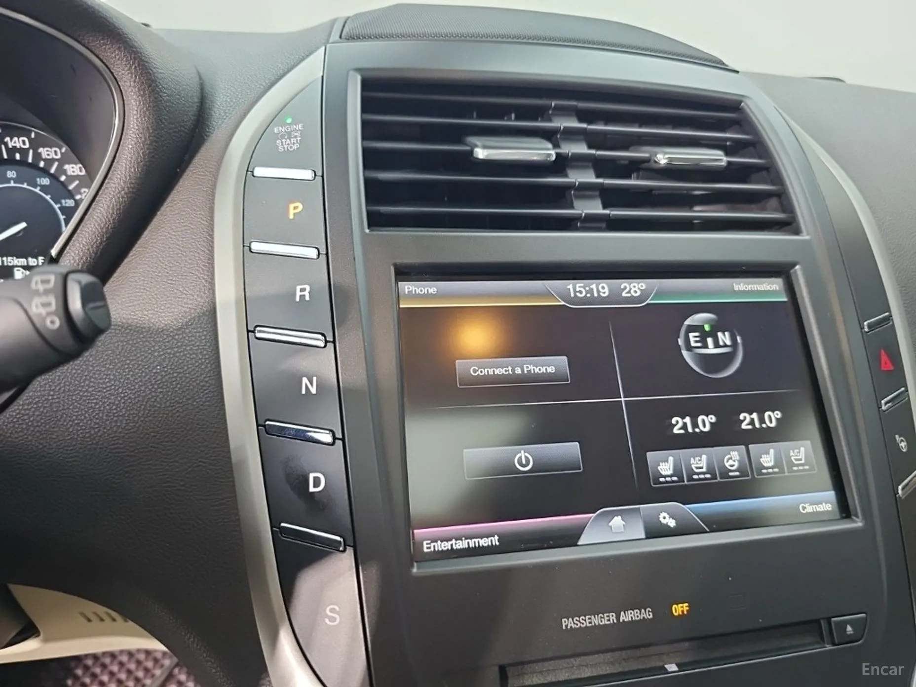 Lincoln MKC превью 8
