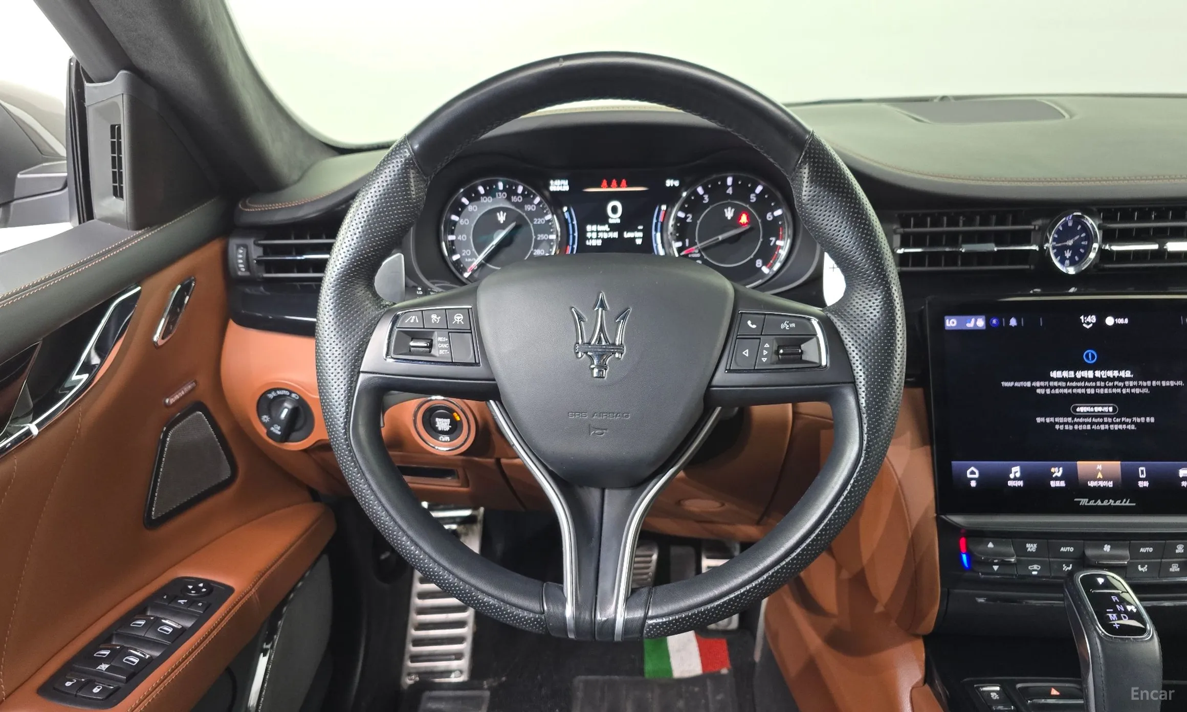 Maserati Quattroporte превью 12