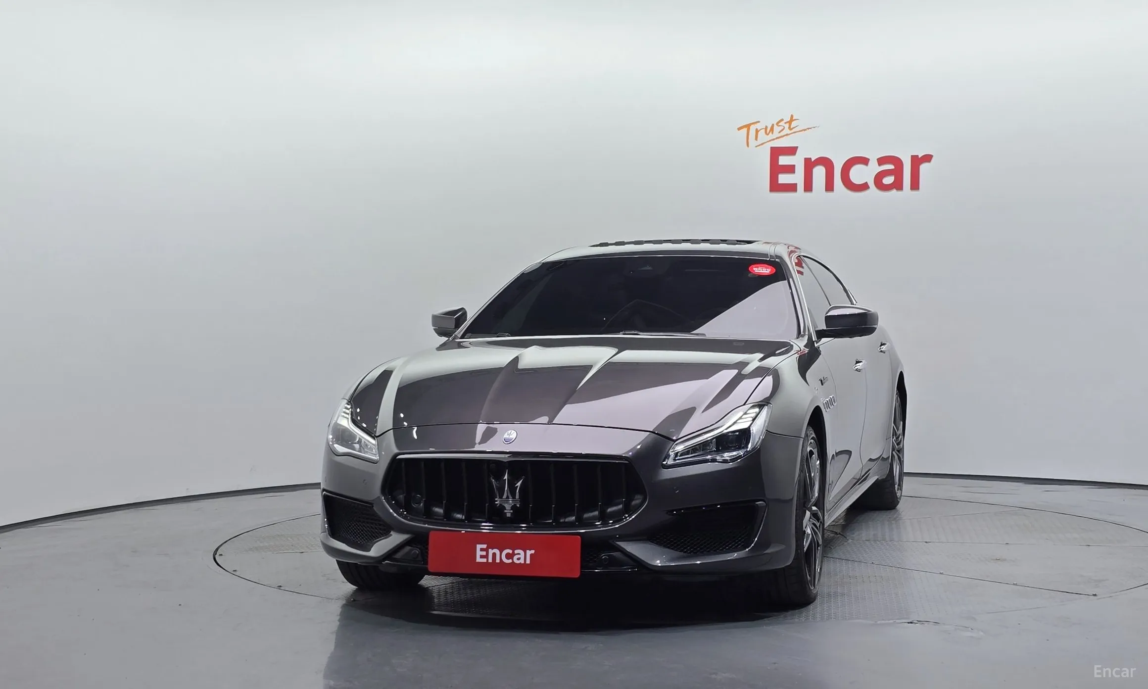 Maserati Quattroporte превью 3