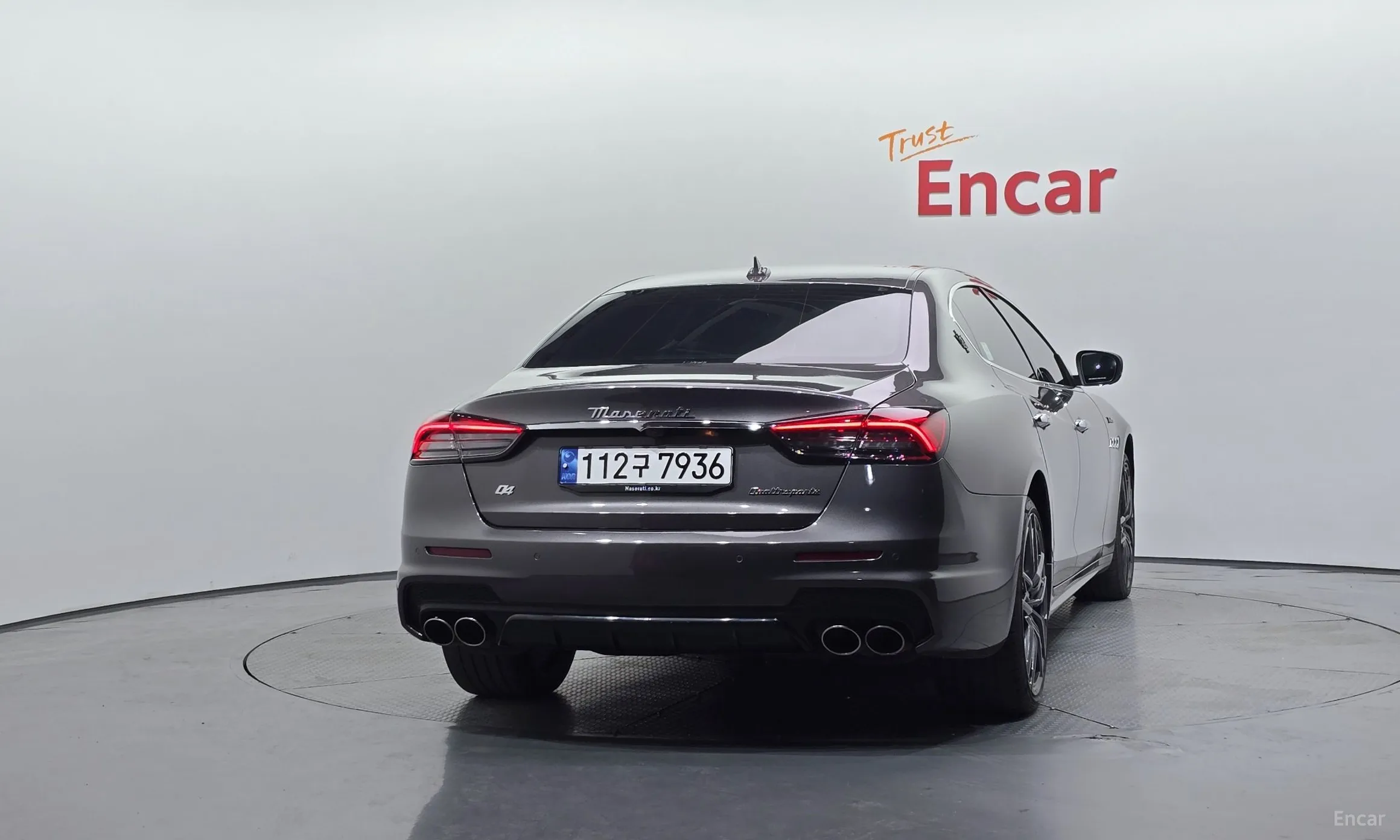 Maserati Quattroporte превью 4