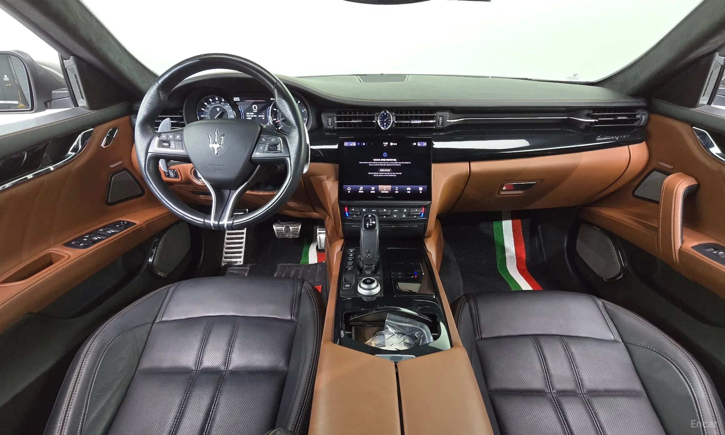 Maserati Quattroporte превью 7