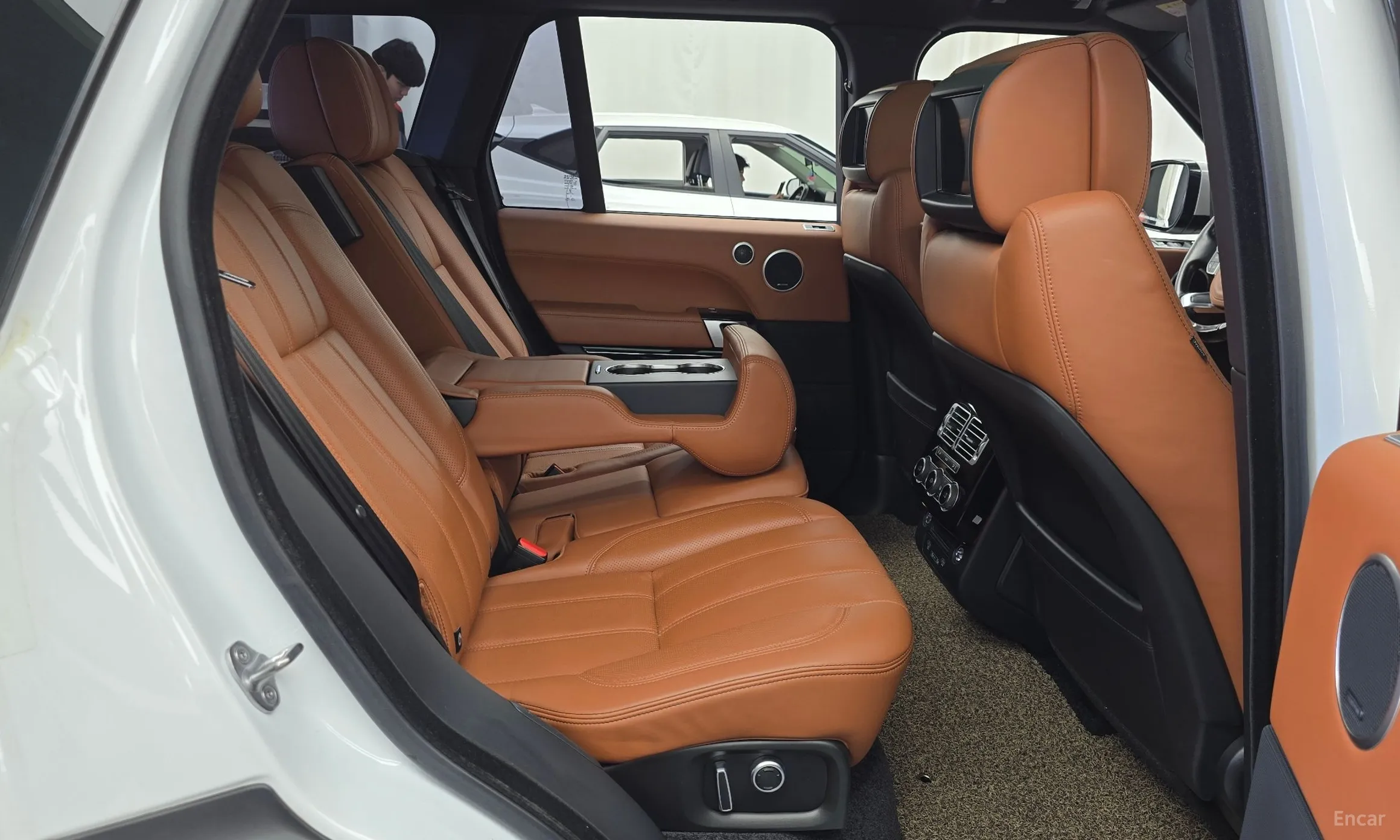 Land Rover Range Rover 4th Generation превью 12