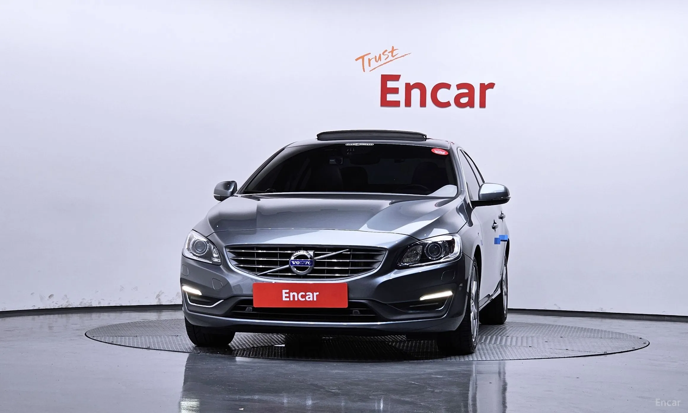 Volvo S60 превью 3