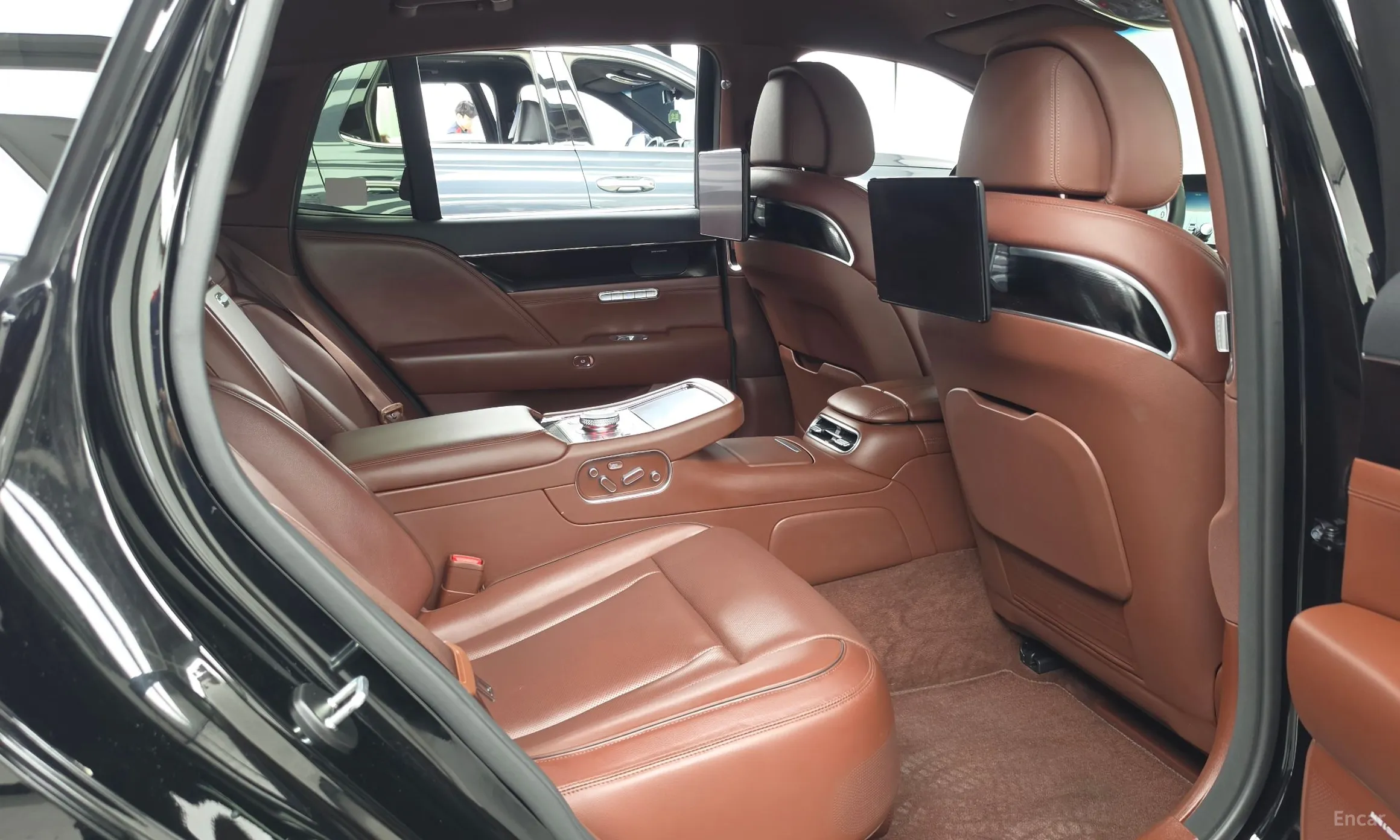 Genesis G90 (RS4) превью 12