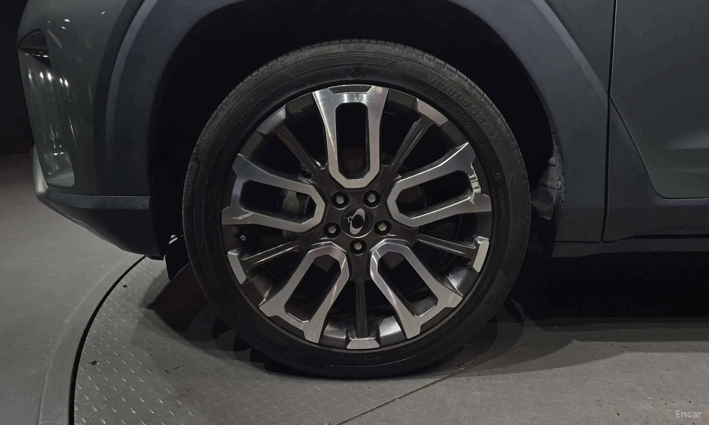 KG Mobility (SsangYong) Torres превью 5