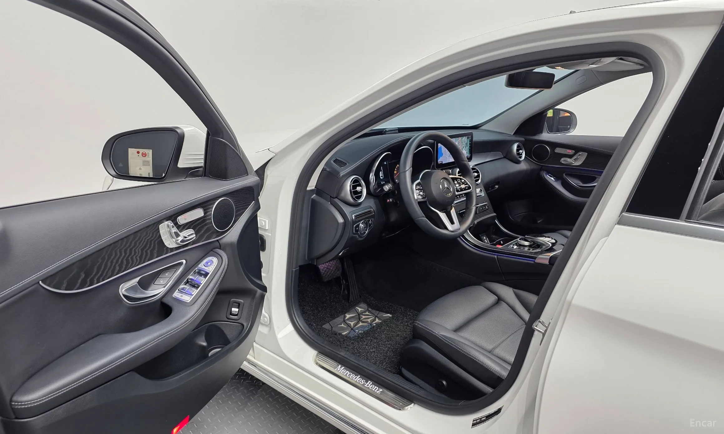 Mercedes Benz C-Class W205 превью 10