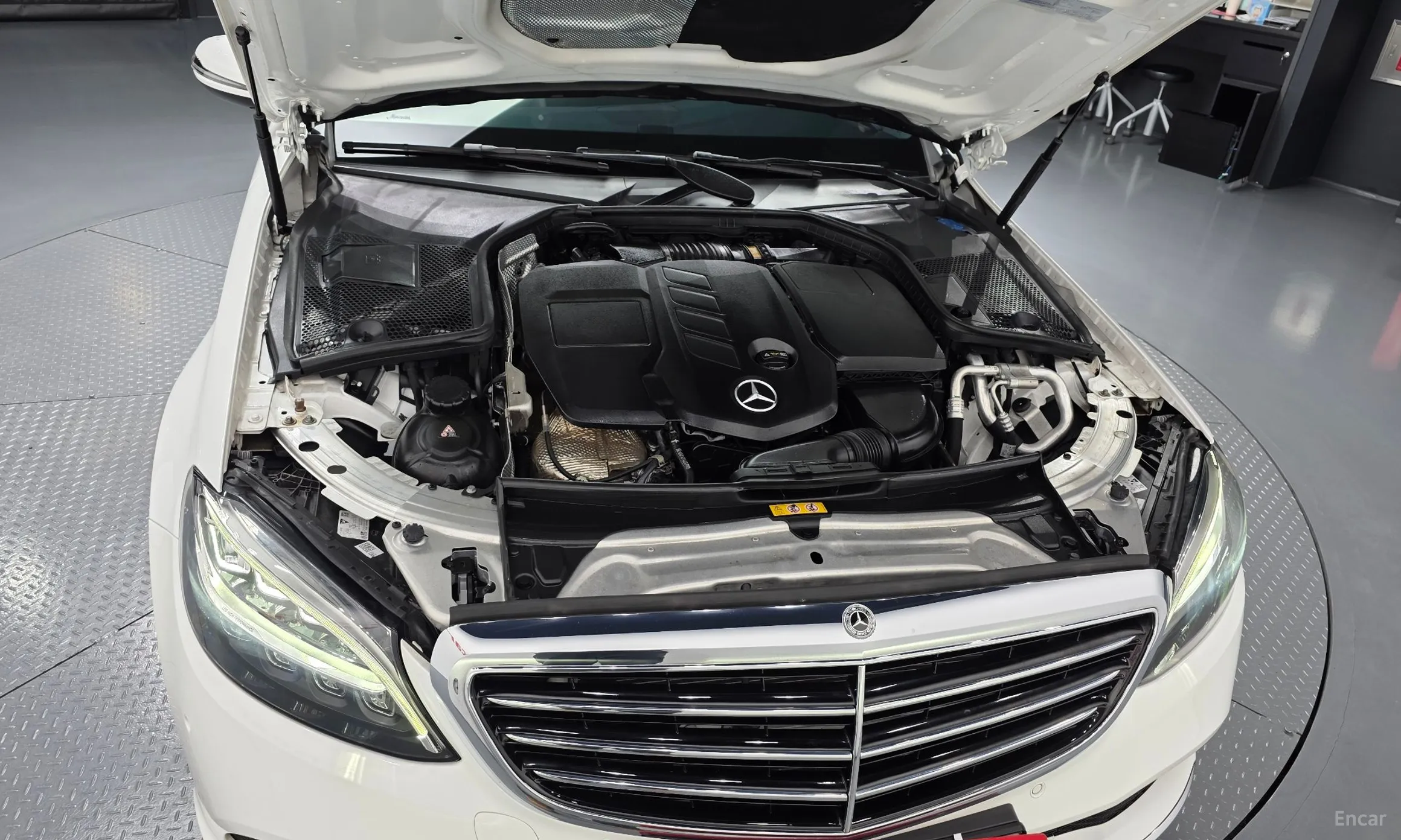 Mercedes Benz C-Class W205 превью 6
