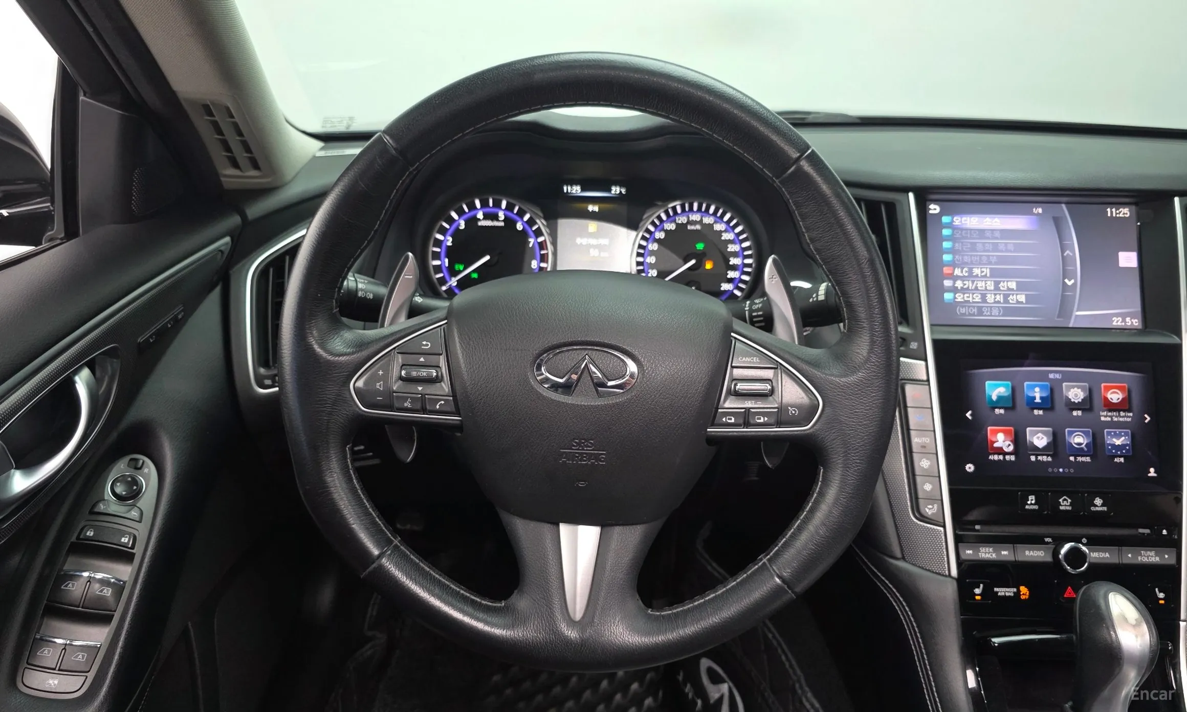 Infiniti Q50 превью 14
