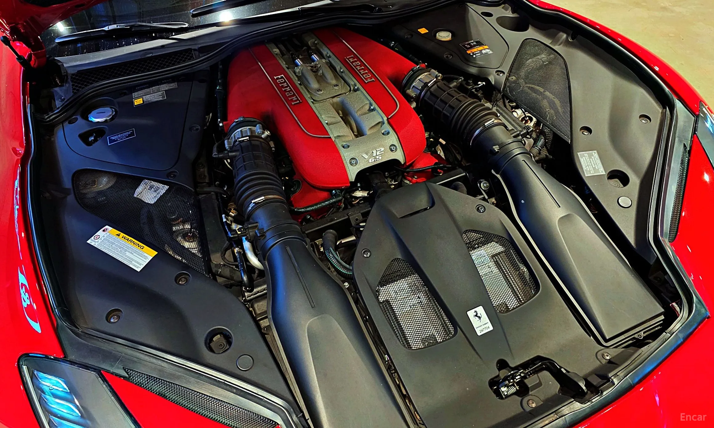 Ferrari 812 Superfast превью 20