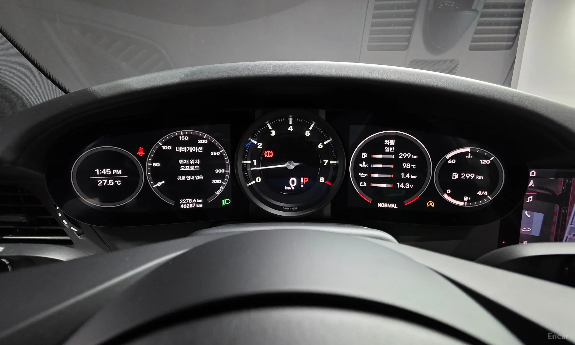 Porsche 911 (992) превью 8