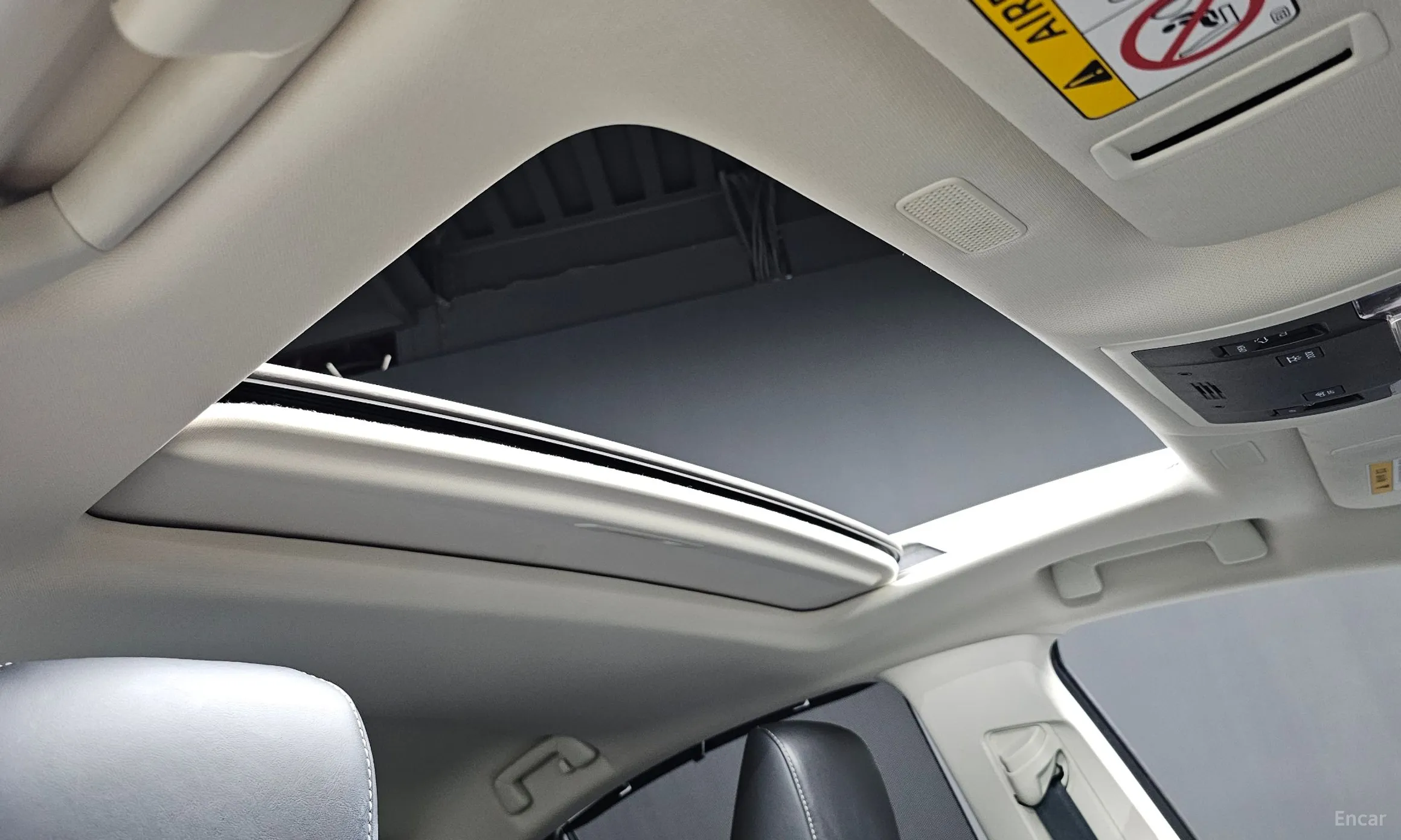 Lexus ES300h 7th Generation превью 19