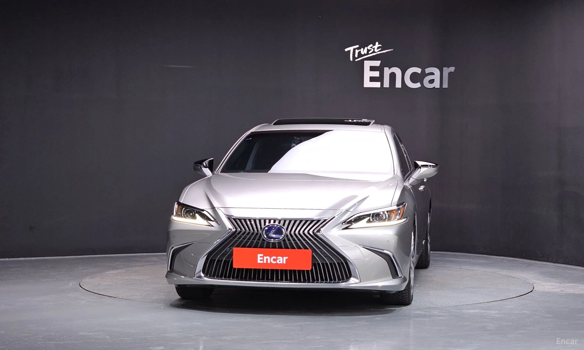 Lexus ES300h 7th Generation превью 3