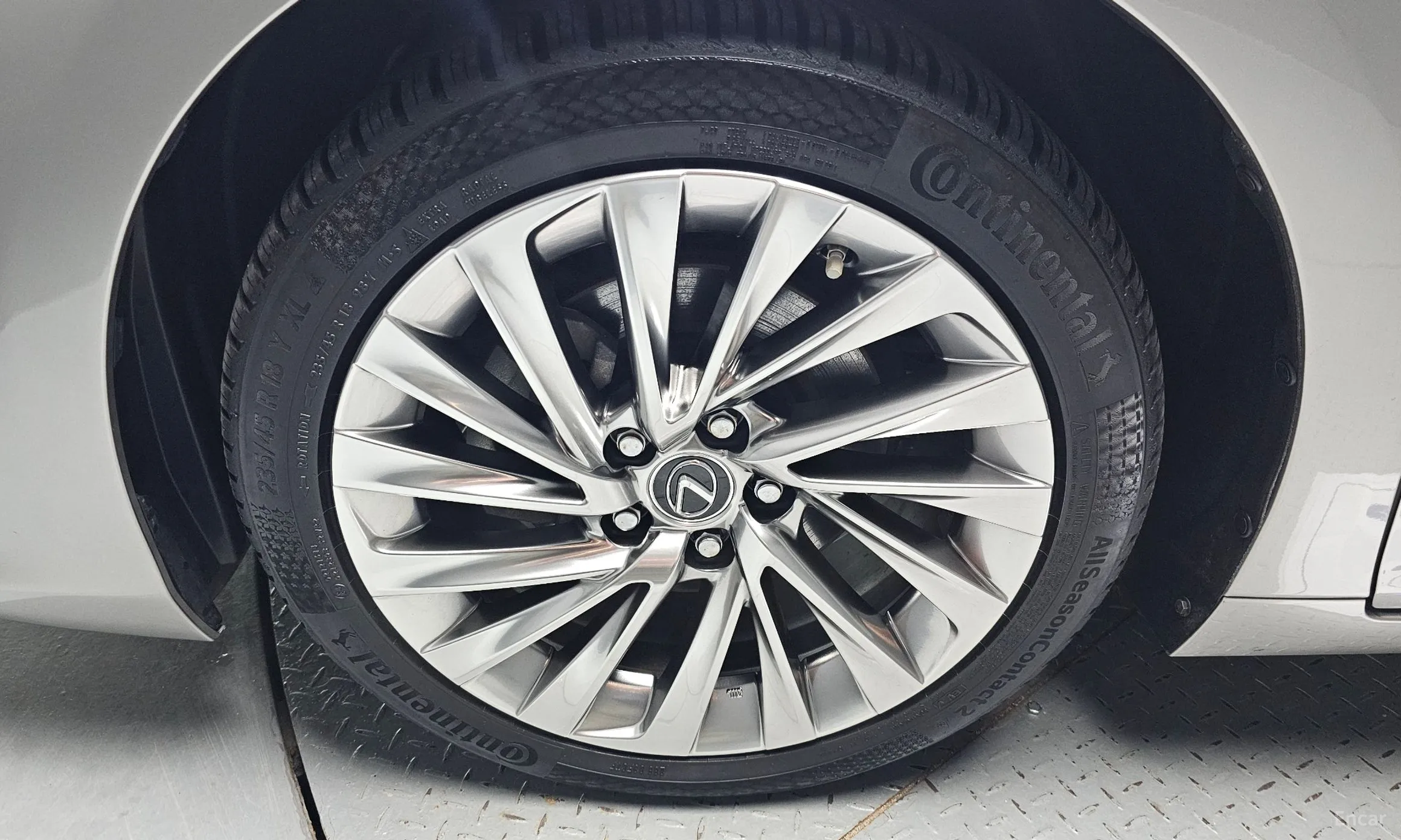 Lexus ES300h 7th Generation превью 5
