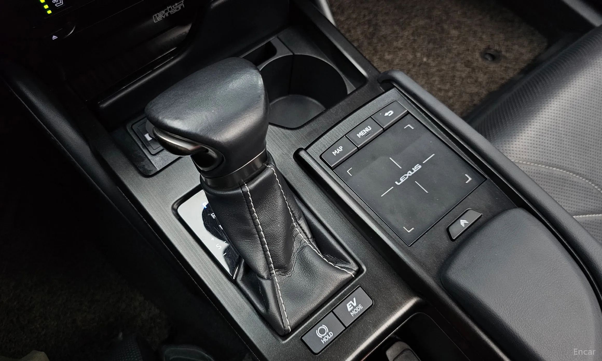 Lexus ES300h 7th Generation превью 9