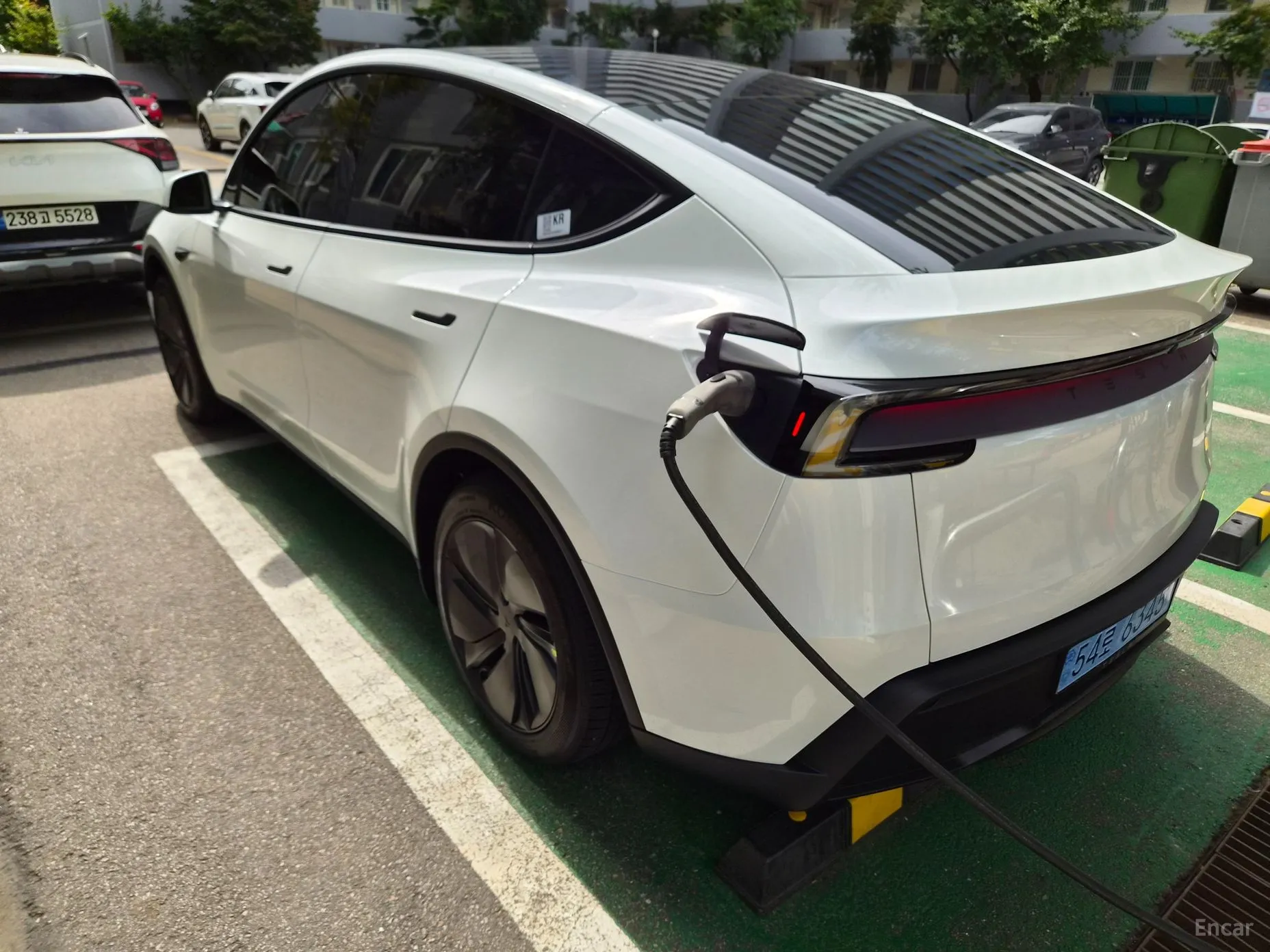 Tesla Model Y превью 5