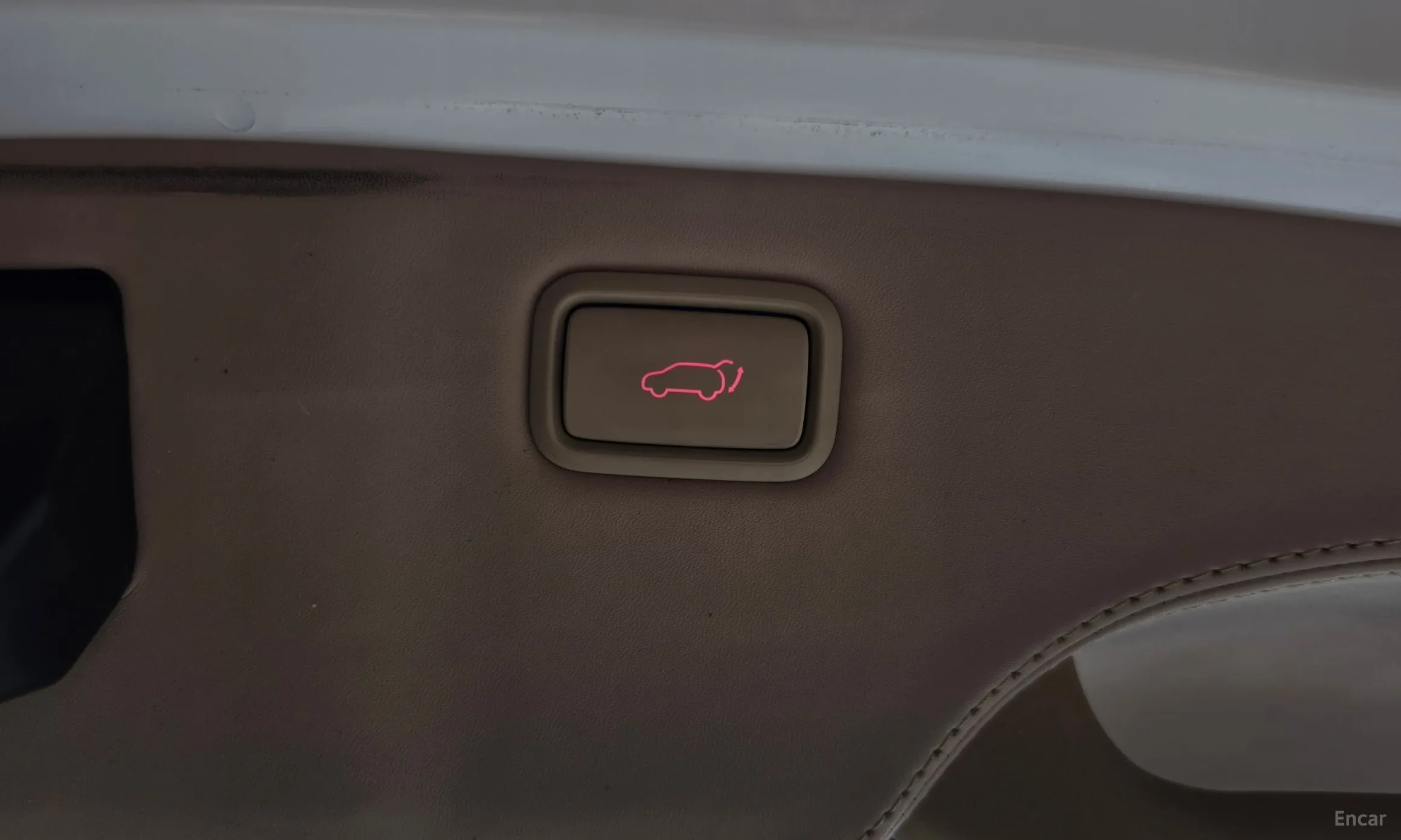 Kia Carnival превью 19
