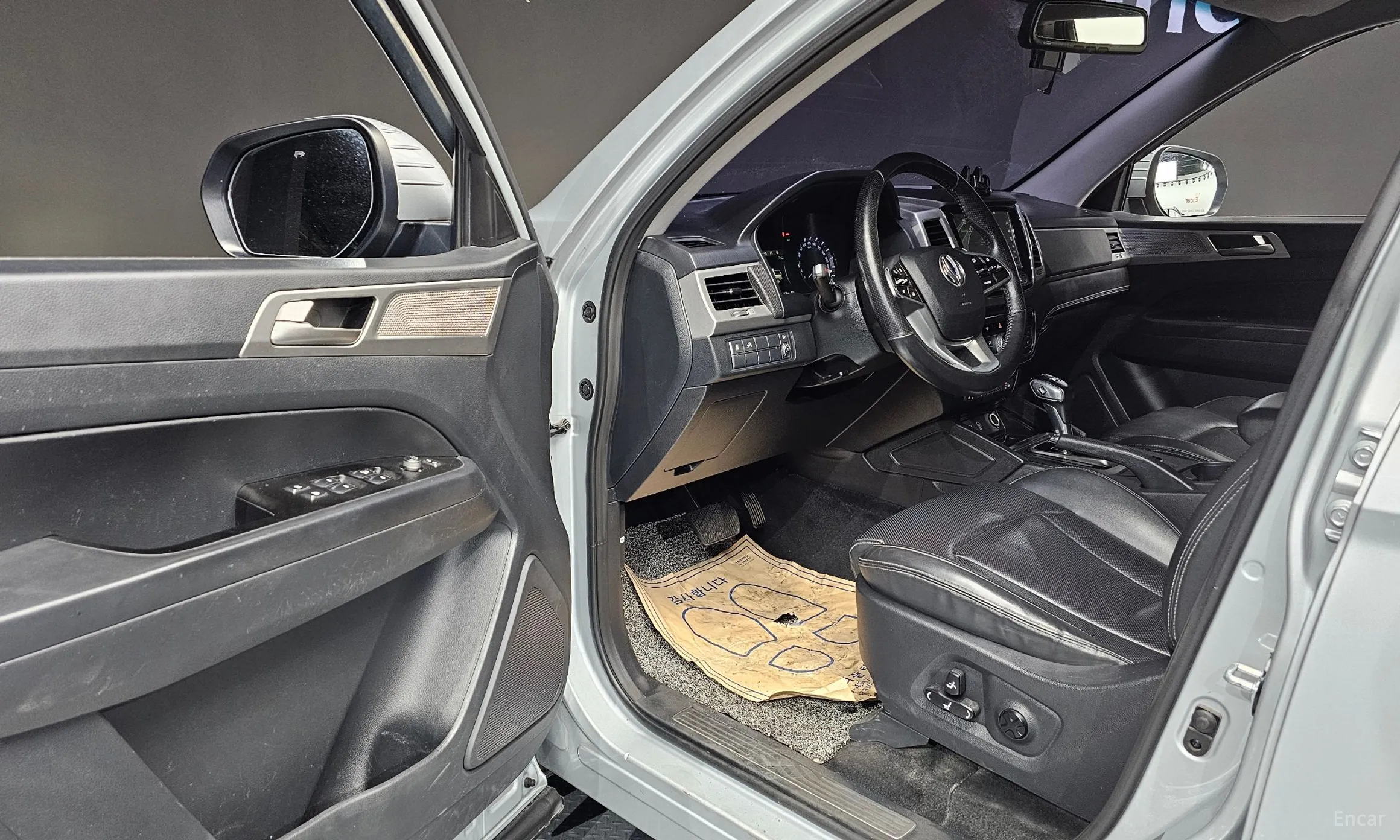 KG Mobility (SsangYong) Rexton Sports превью 10