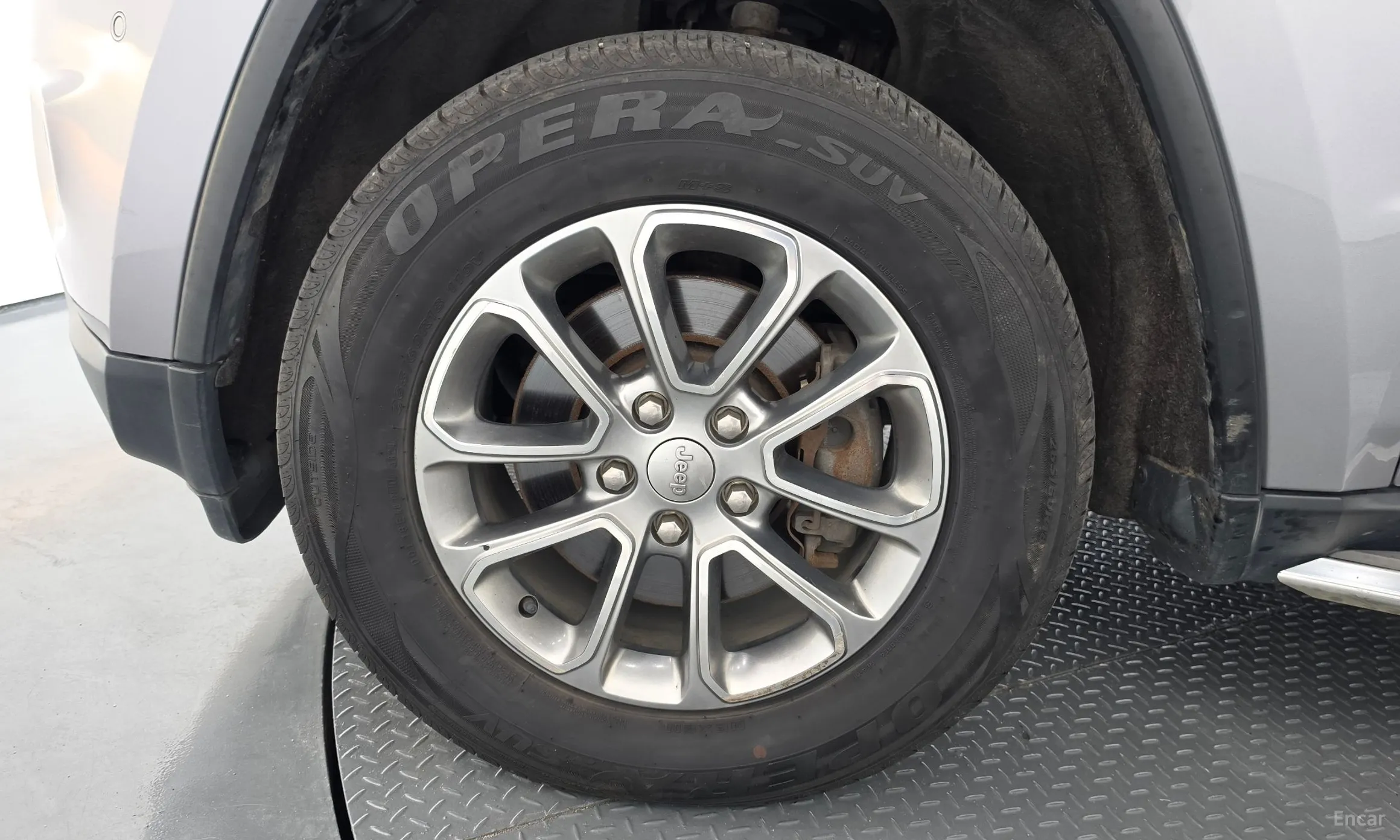 Jeep Grand Cherokee превью 5