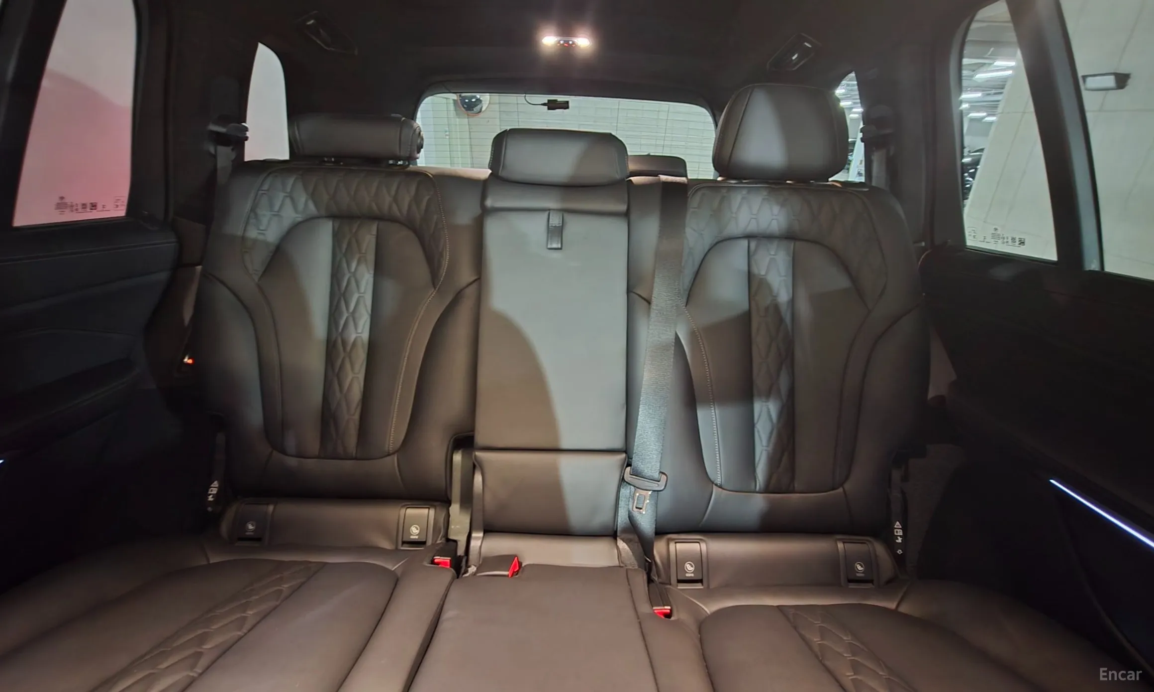 BMW X7 (G07) превью 10