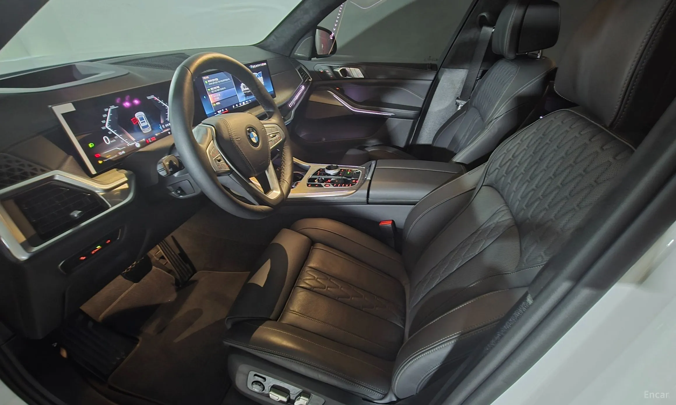 BMW X7 (G07) превью 11