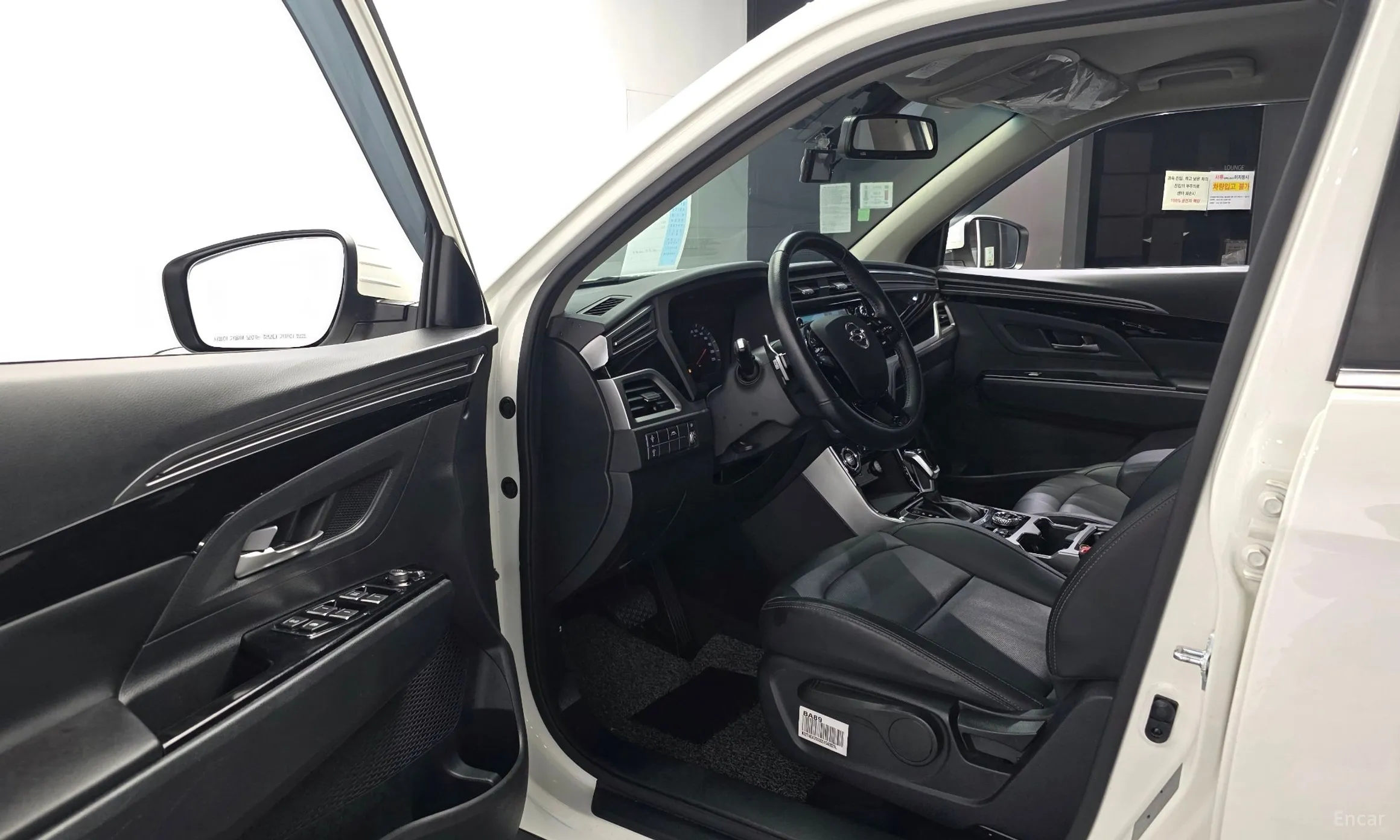 KG Mobility (SsangYong) Beautiful Korando превью 10