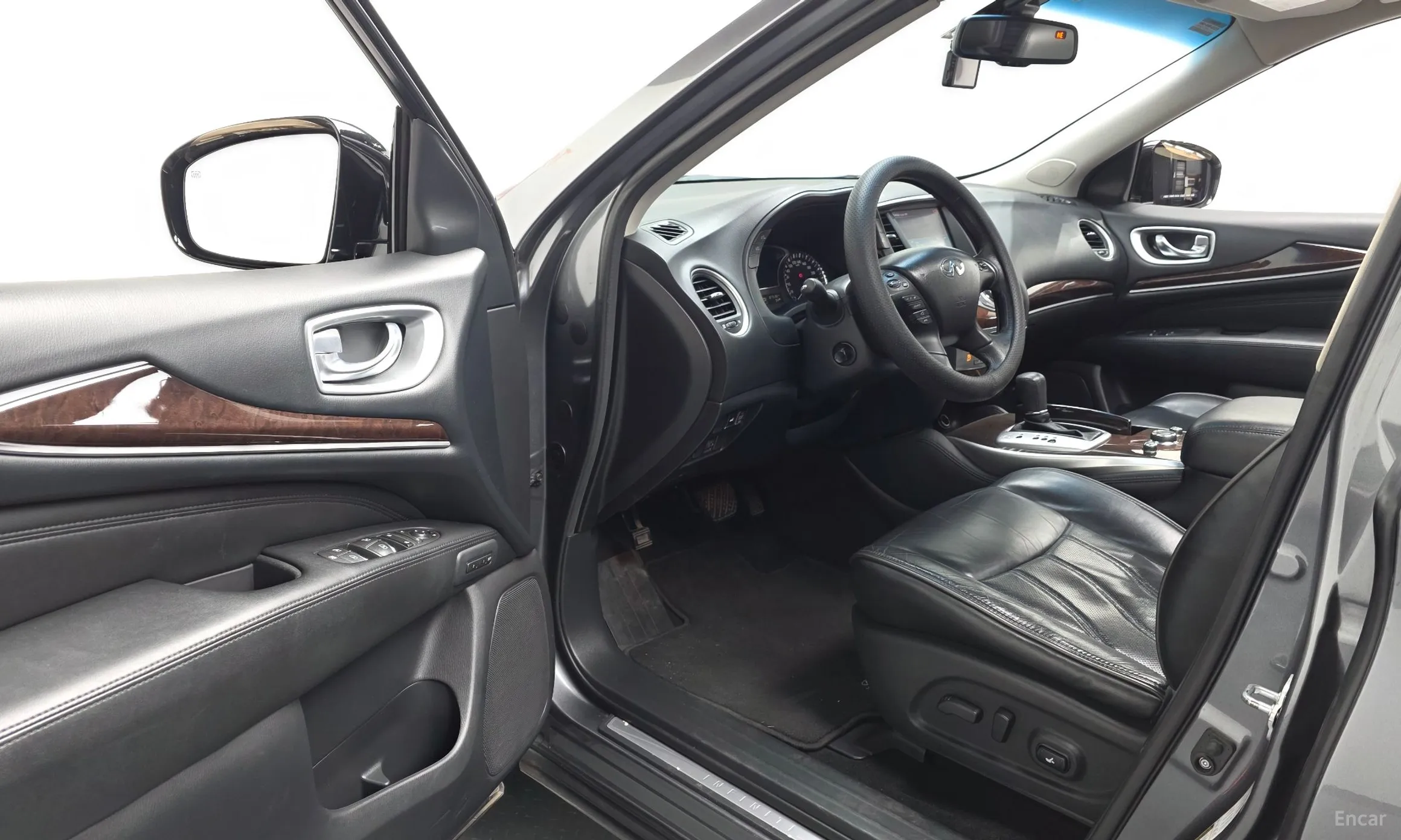 Infiniti QX60 превью 10