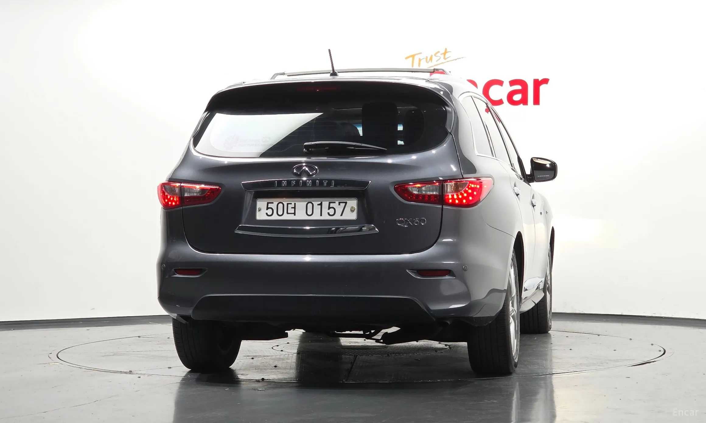 Infiniti QX60 превью 4