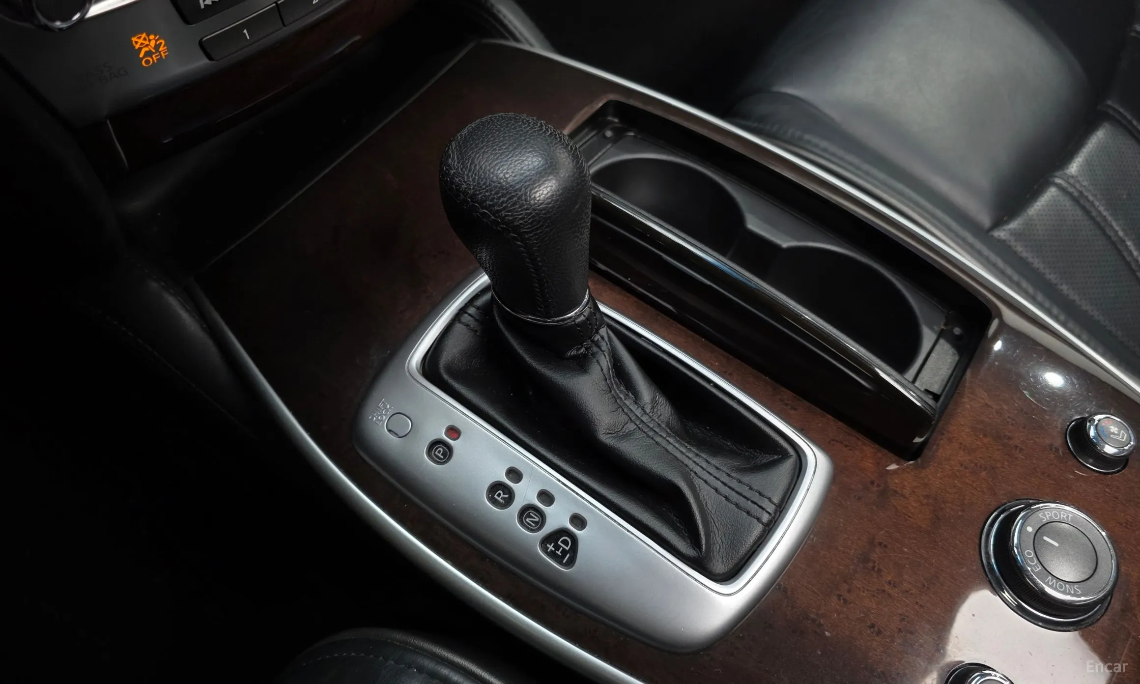 Infiniti QX60 превью 9