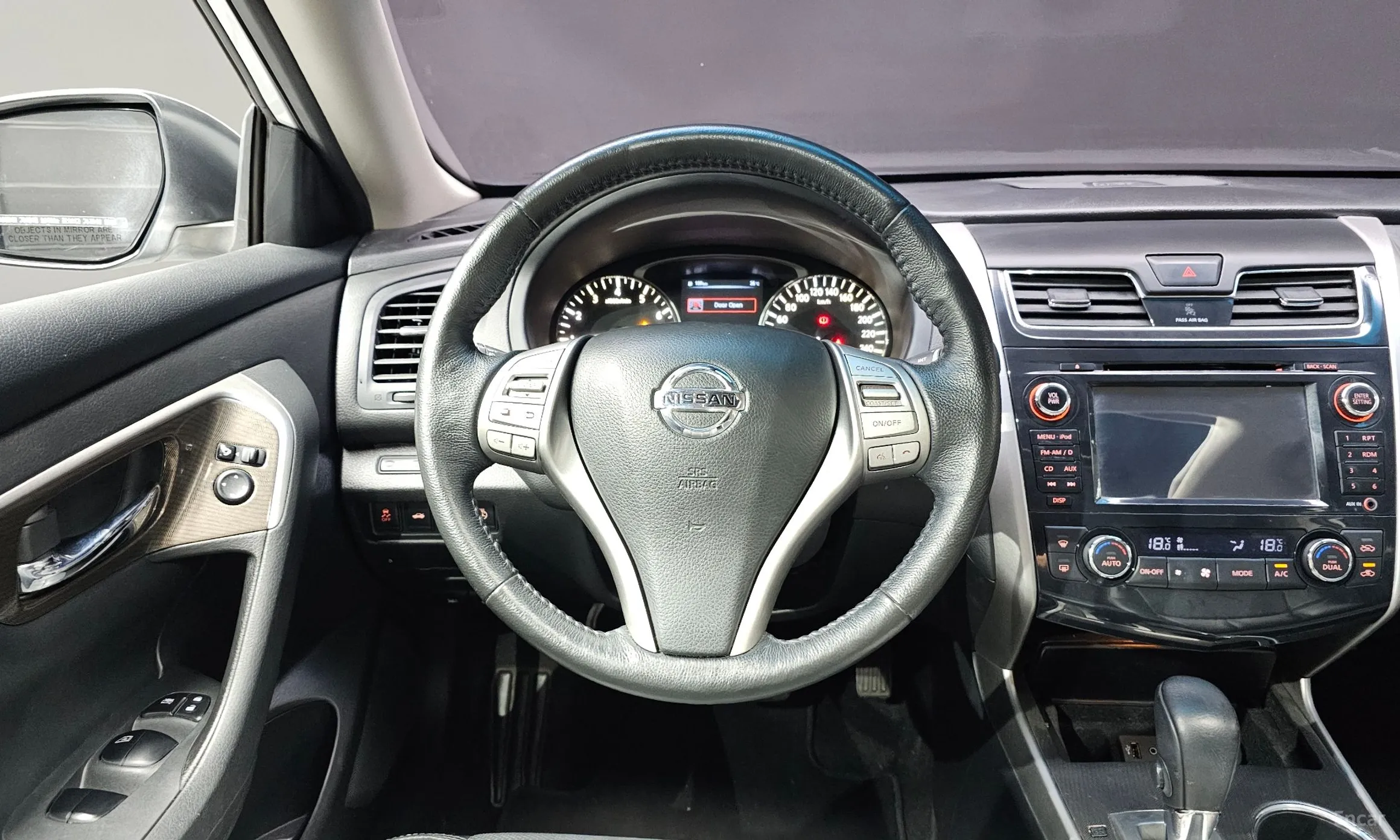 Nissan Altima превью 13