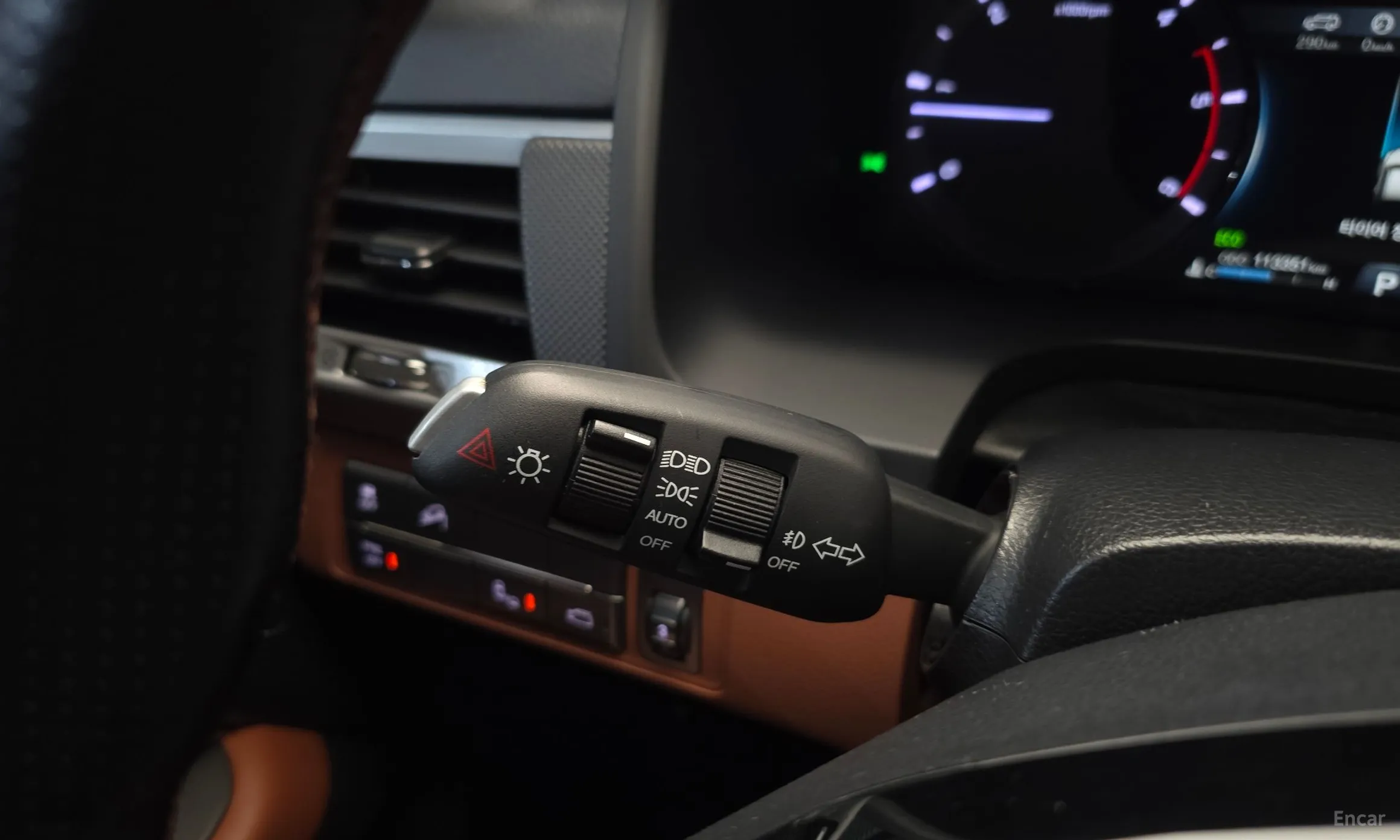 KG Mobility (SsangYong) Rexton Sports превью 17