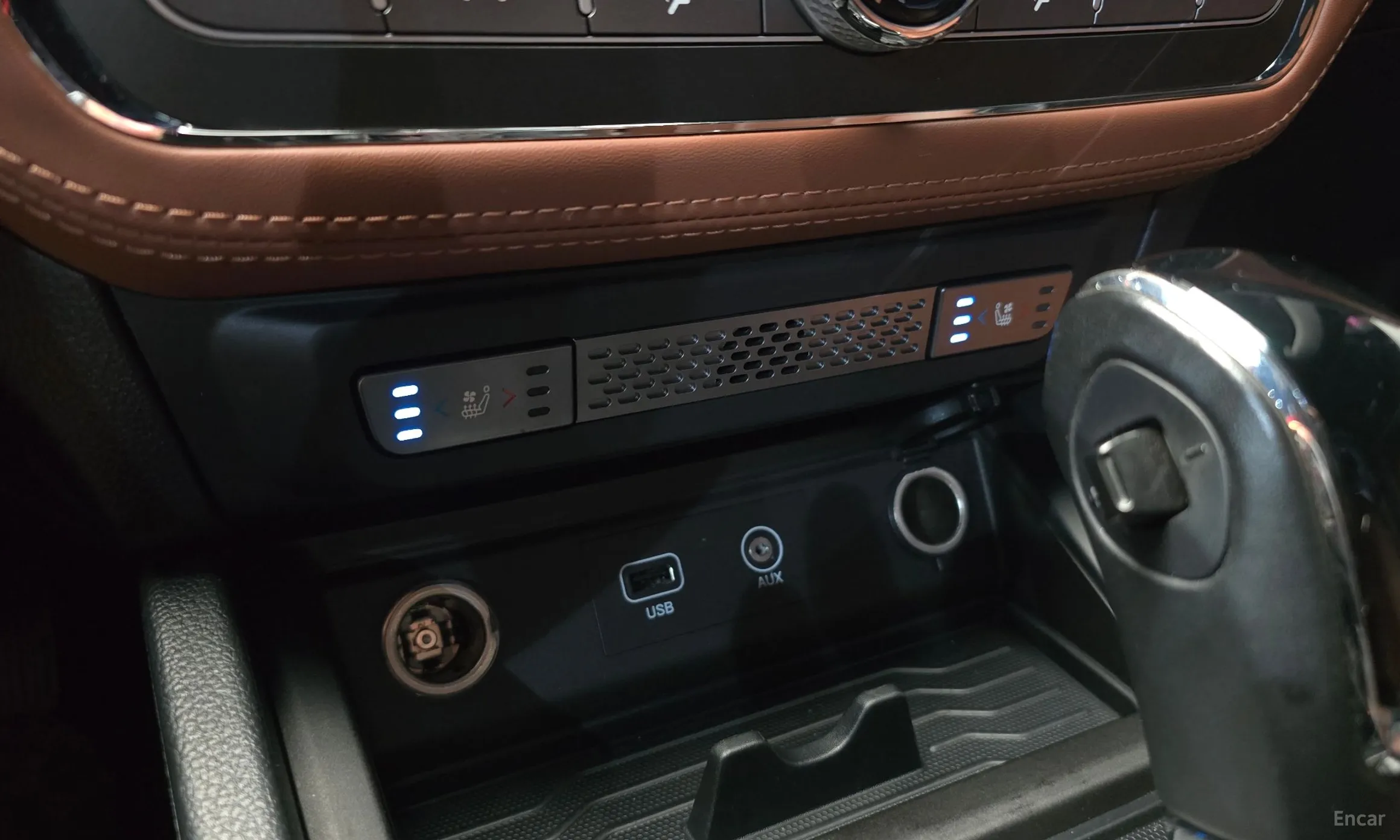 KG Mobility (SsangYong) Rexton Sports превью 18