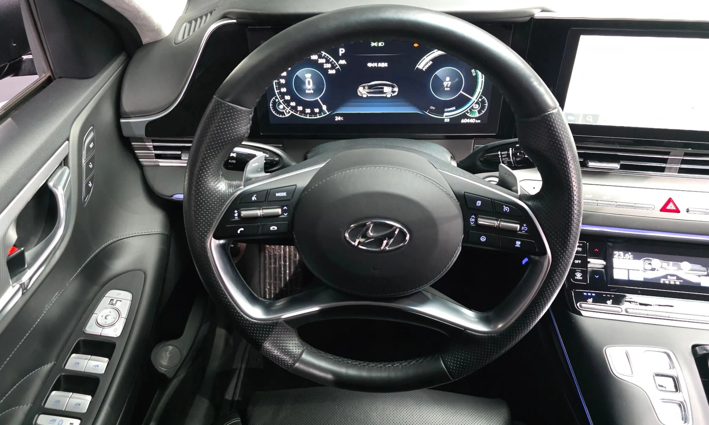 Hyundai Grandeur IG Hybrid превью 13