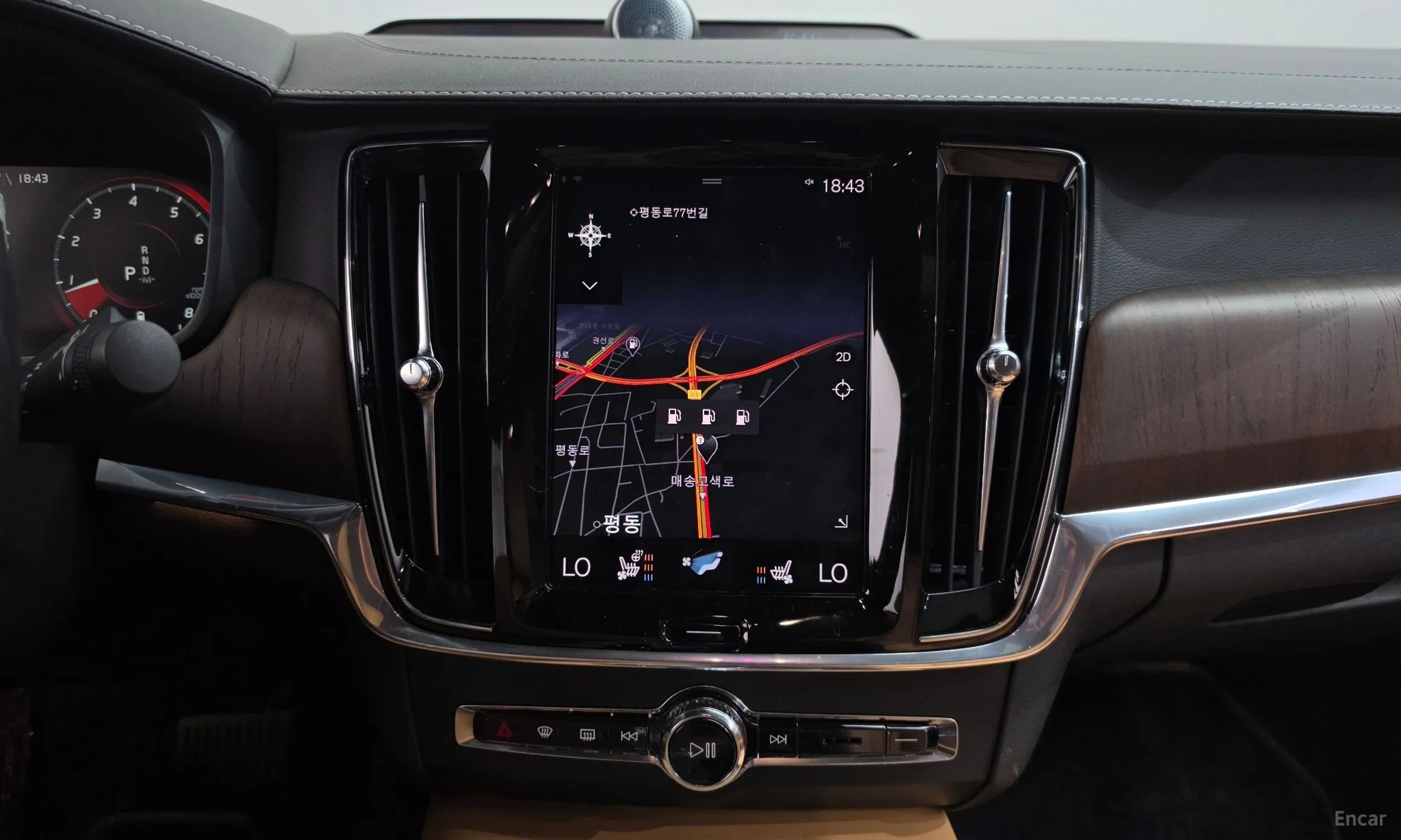 Volvo S90 превью 14