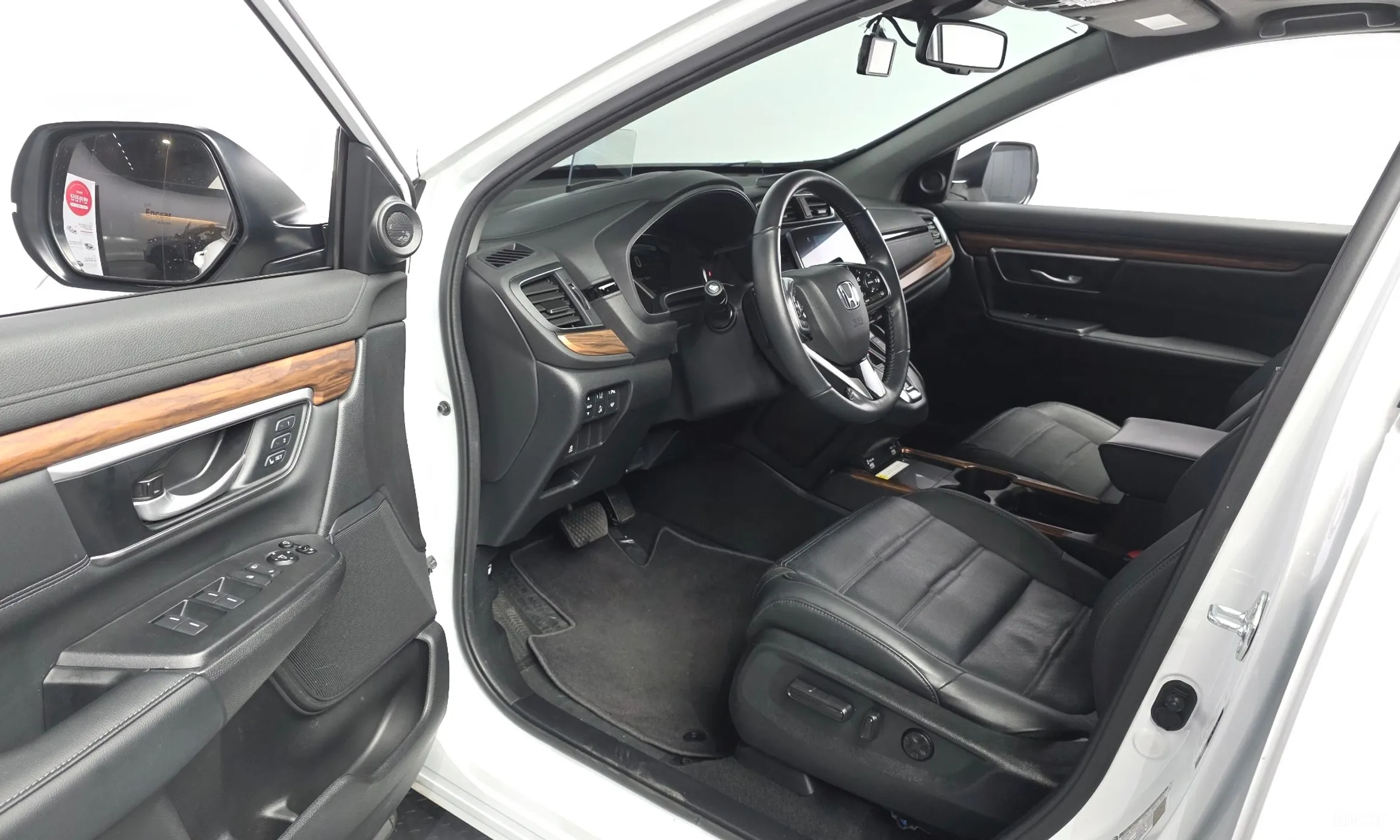 Honda CR-V 5th generation превью 10