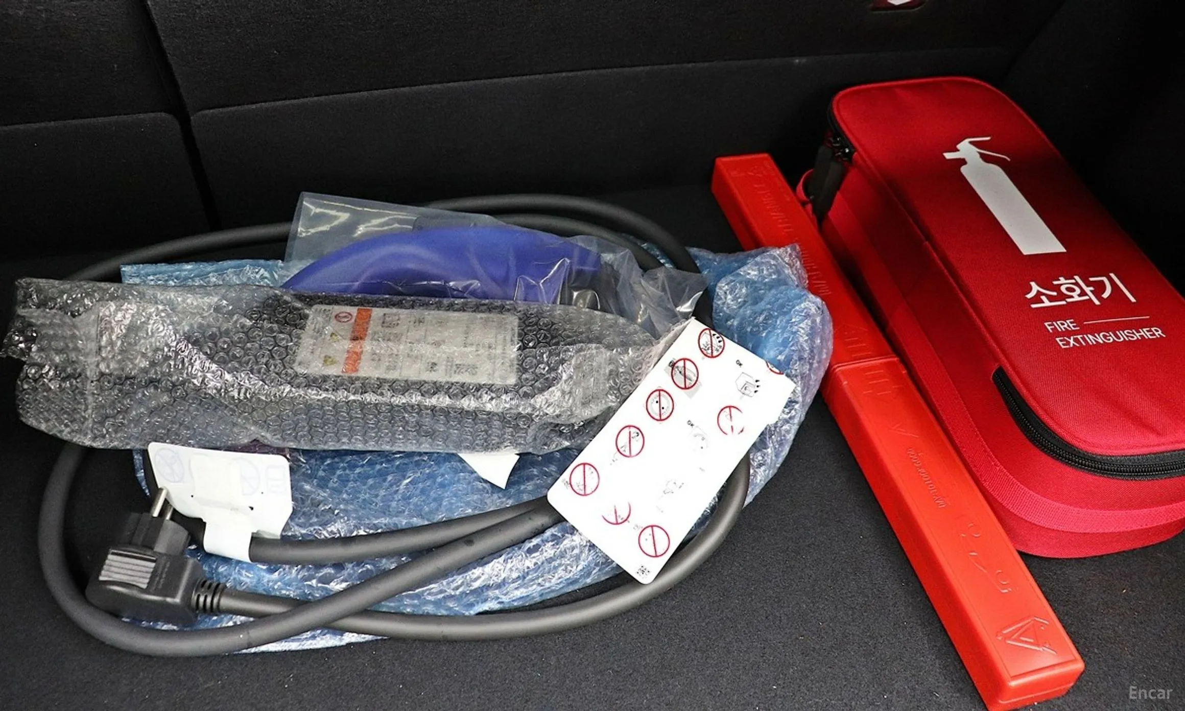Toyota Prius 5th Generation превью 12