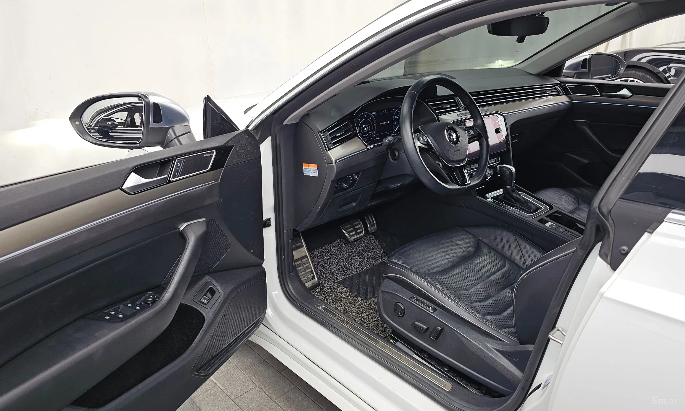 Volkswagen Ateon превью 10