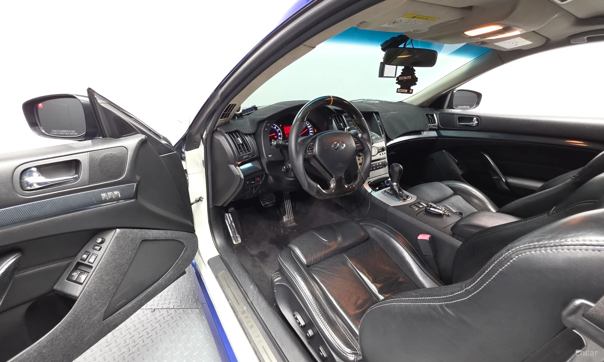 Infiniti G37 превью 10