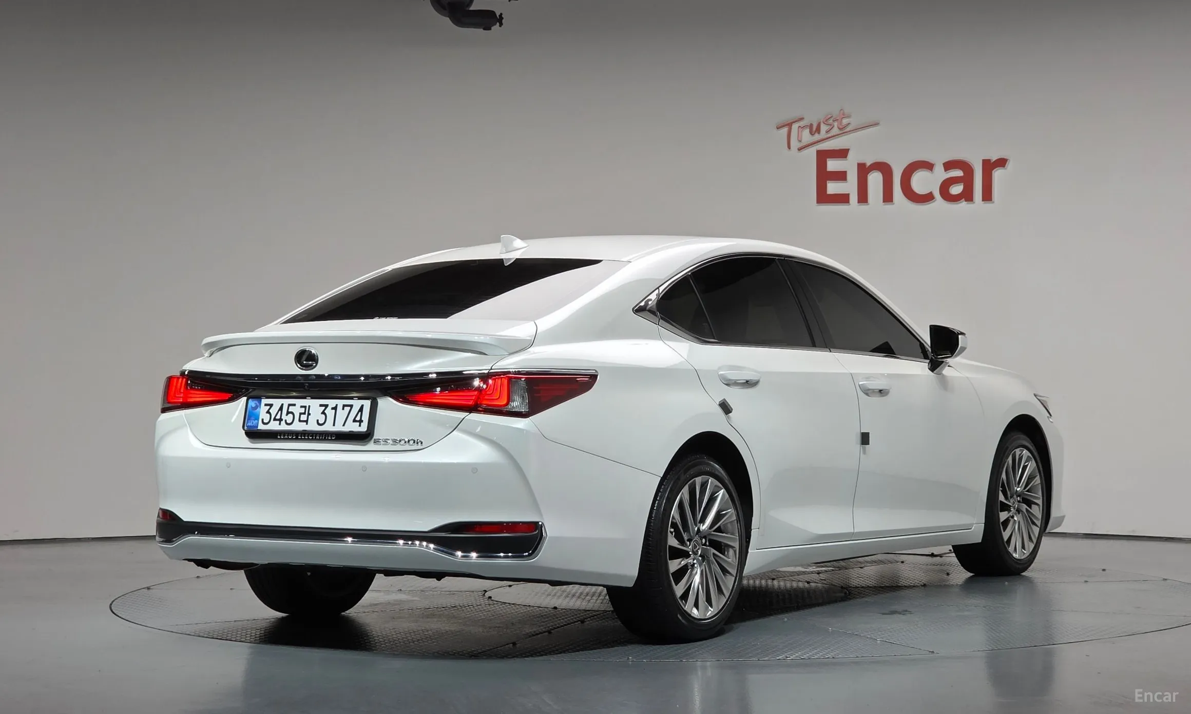 Lexus ES300h 7th Generation