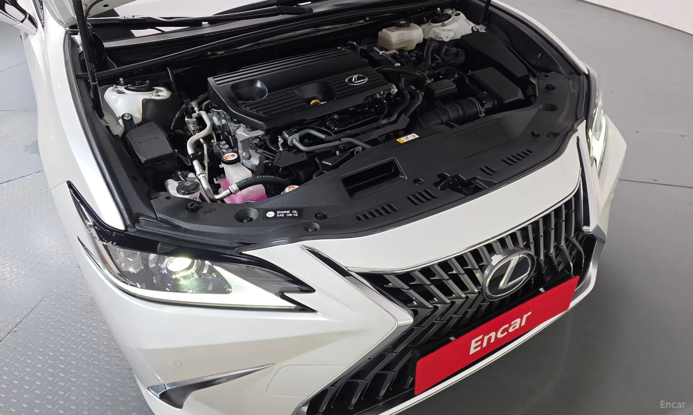Lexus ES300h 7th Generation превью 6