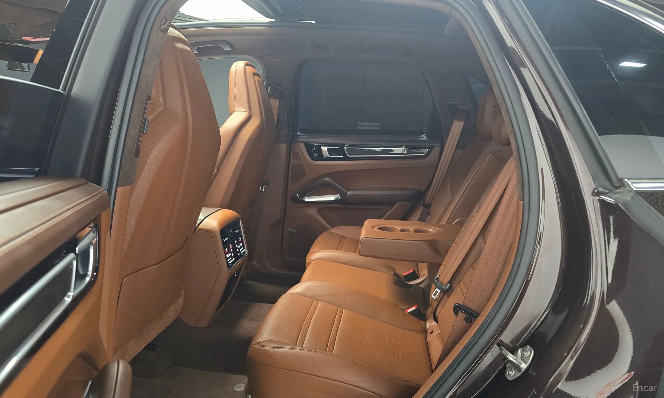 Porsche Cayenne (PO536) превью 11